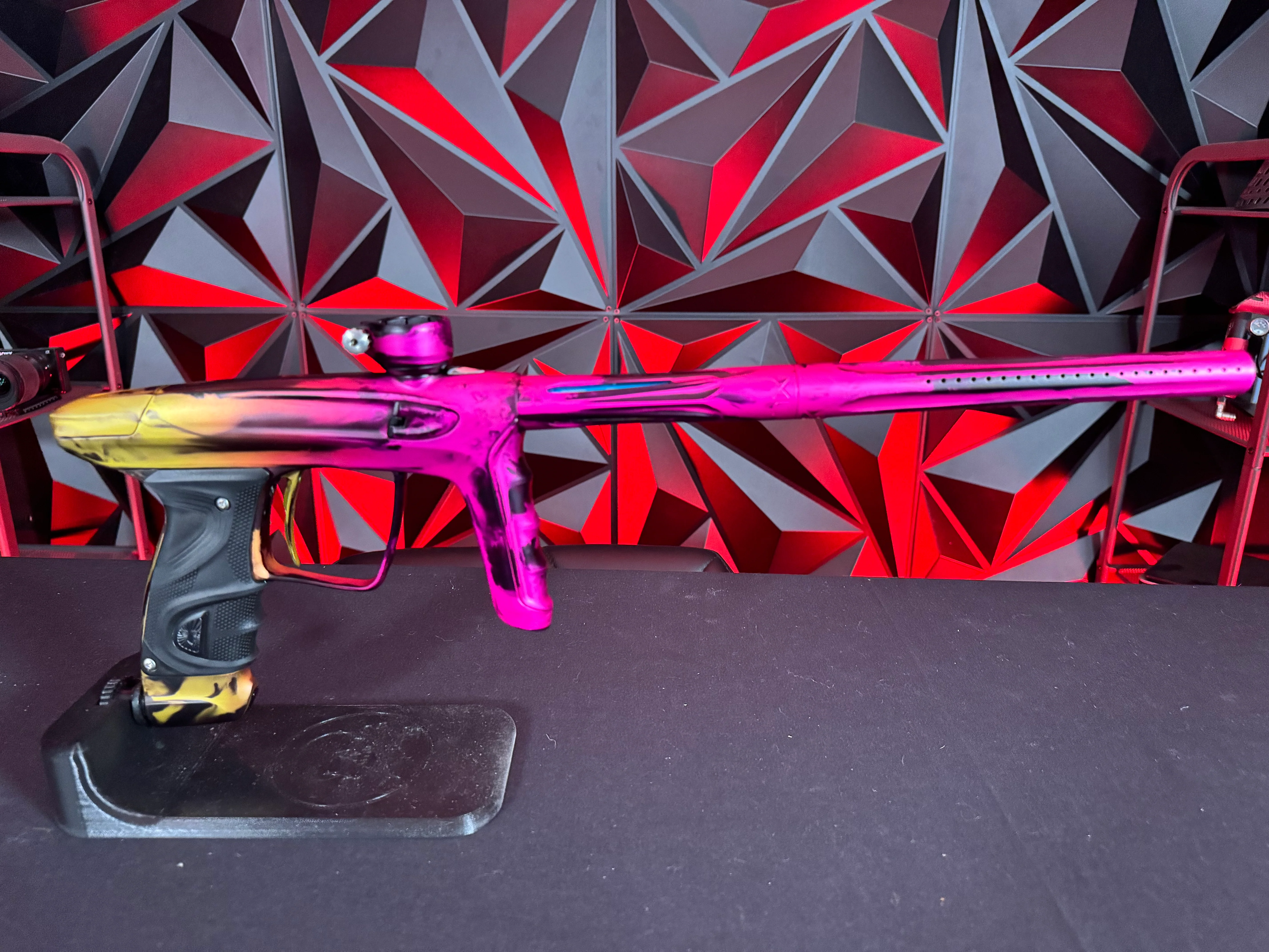 Used DLX Luxe TM40 Paintball Gun - LE Dust Pink/Yellow Smear - Image 5