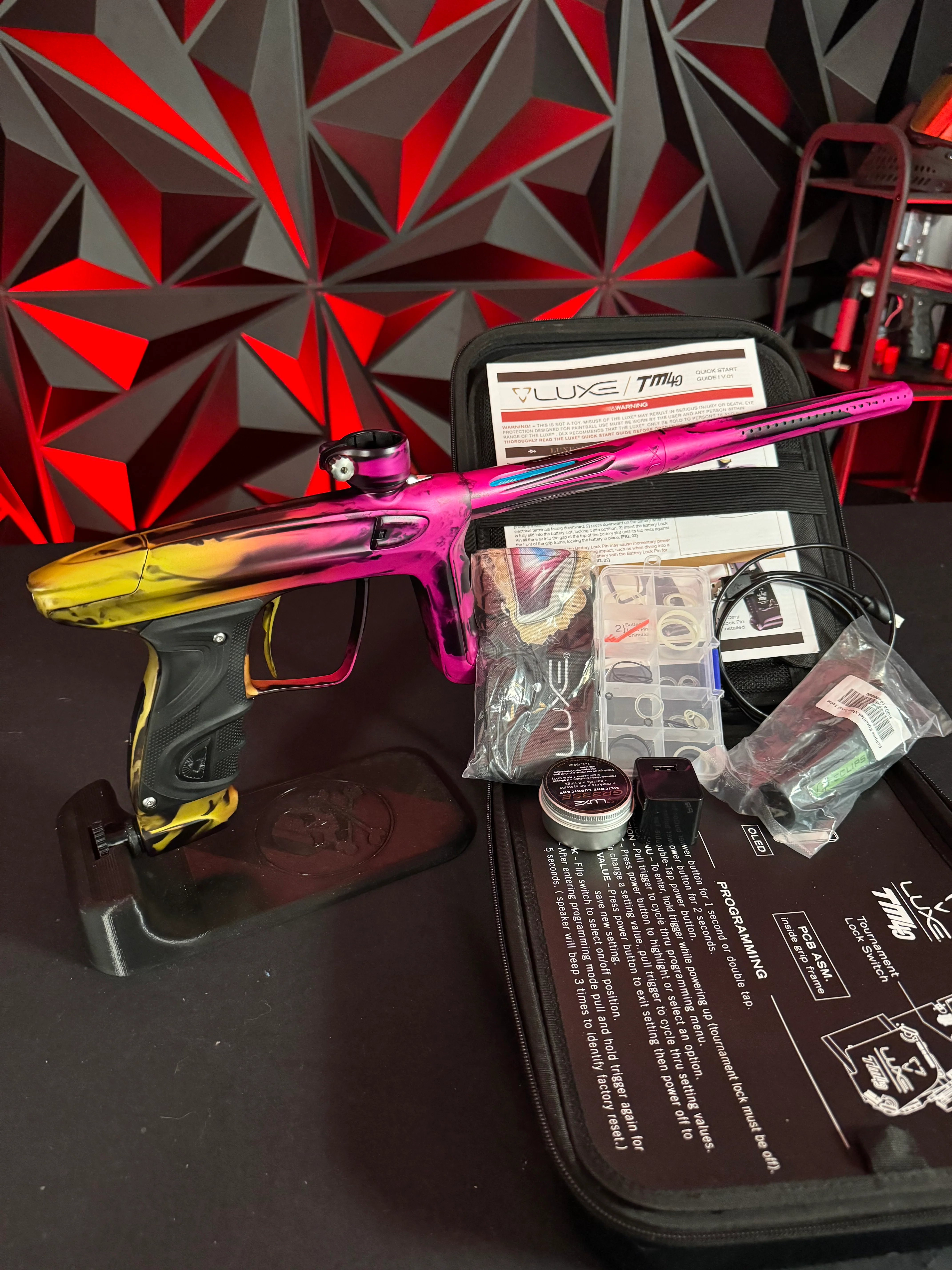 Used DLX Luxe TM40 Paintball Gun - LE Dust Pink/Yellow Smear - Image 7