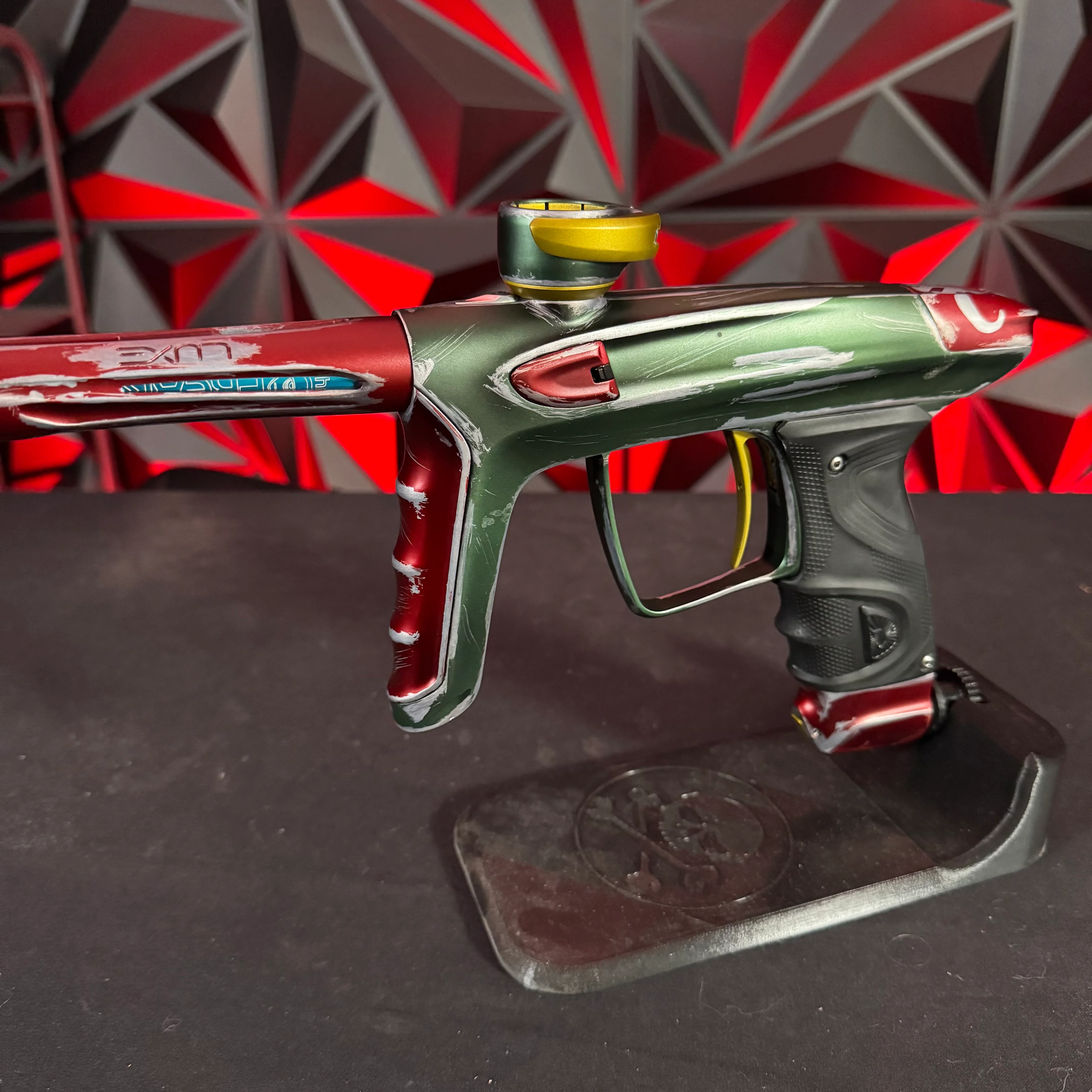 Used DLX Luxe TM40 Paintball Gun - LE Boba Fett - Image 5