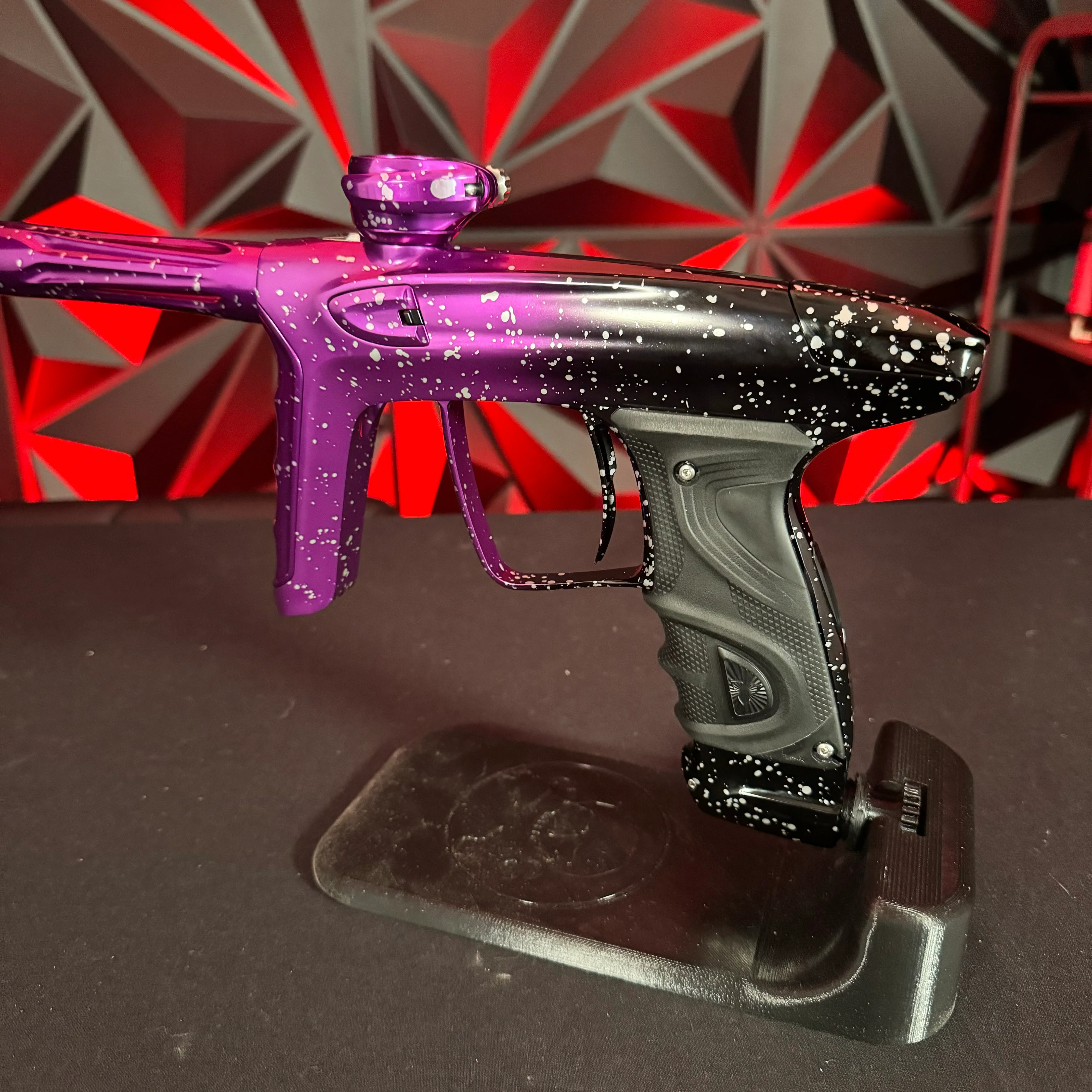 Used DLX Luxe TM40 Paintball Gun - LE Nebula Speckled Black/Purple Fade - Image 3