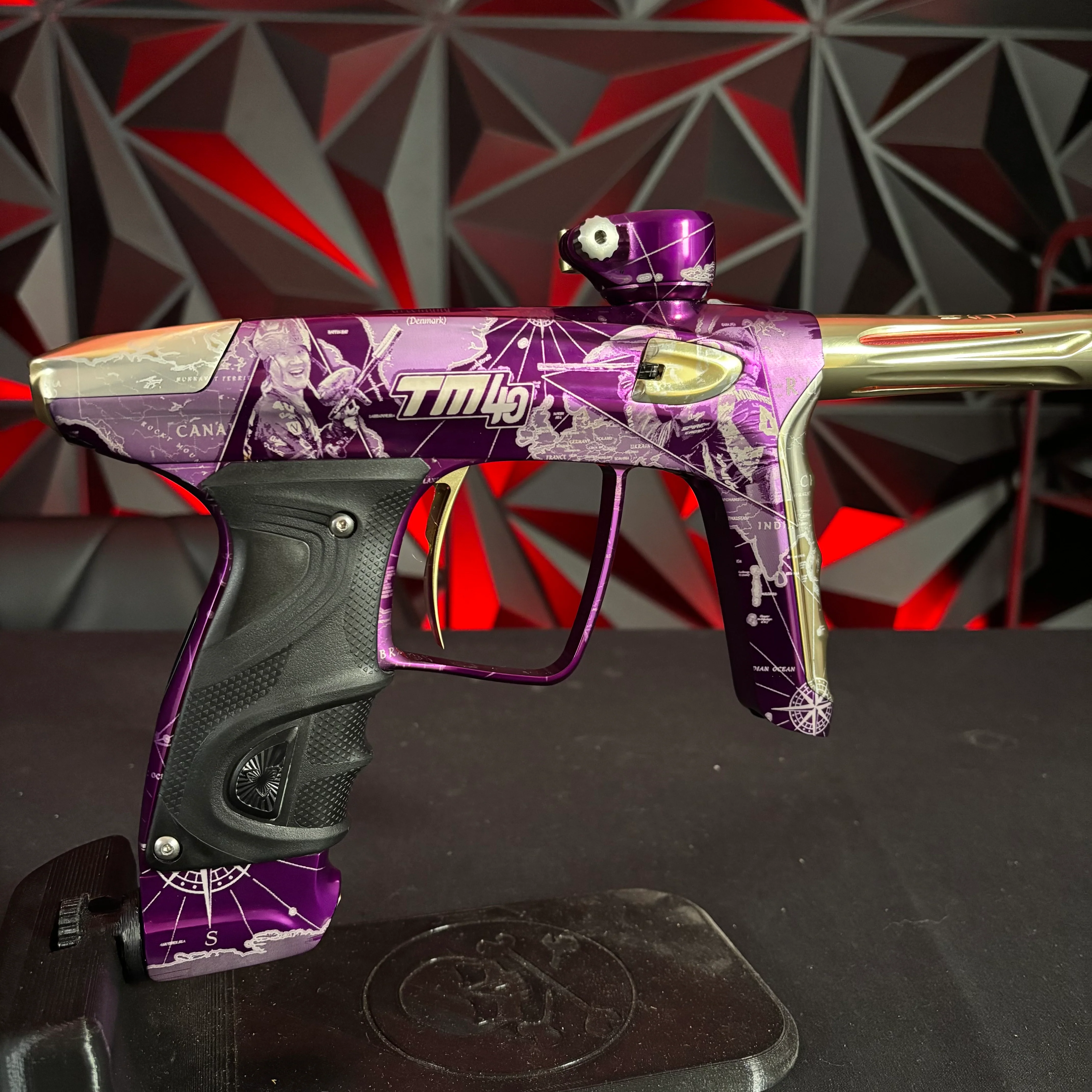 Used DLX Luxe TM40 Paintball Gun - LE Tim Montressor - Image 2