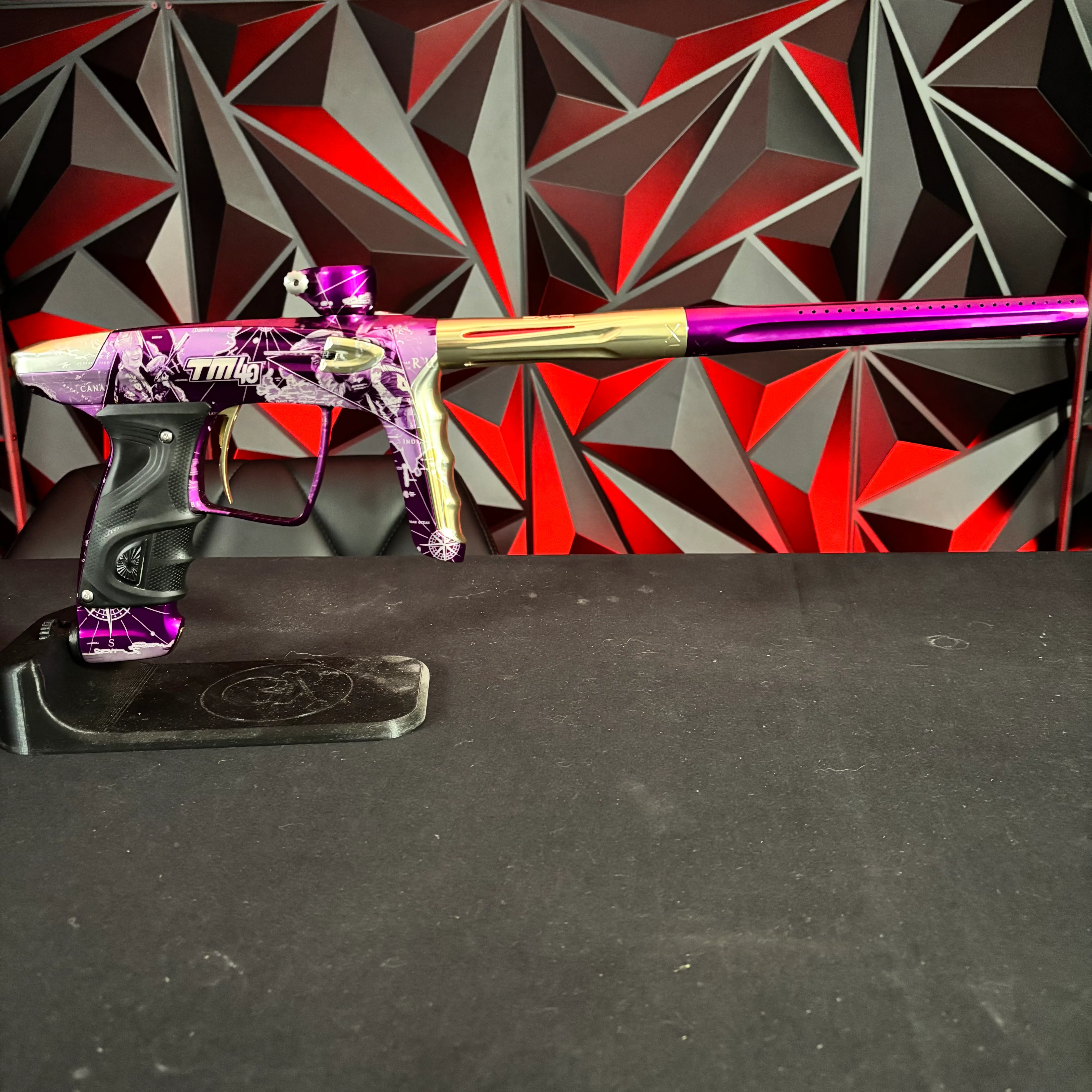 Used DLX Luxe TM40 Paintball Gun - LE Tim Montressor - Image 6