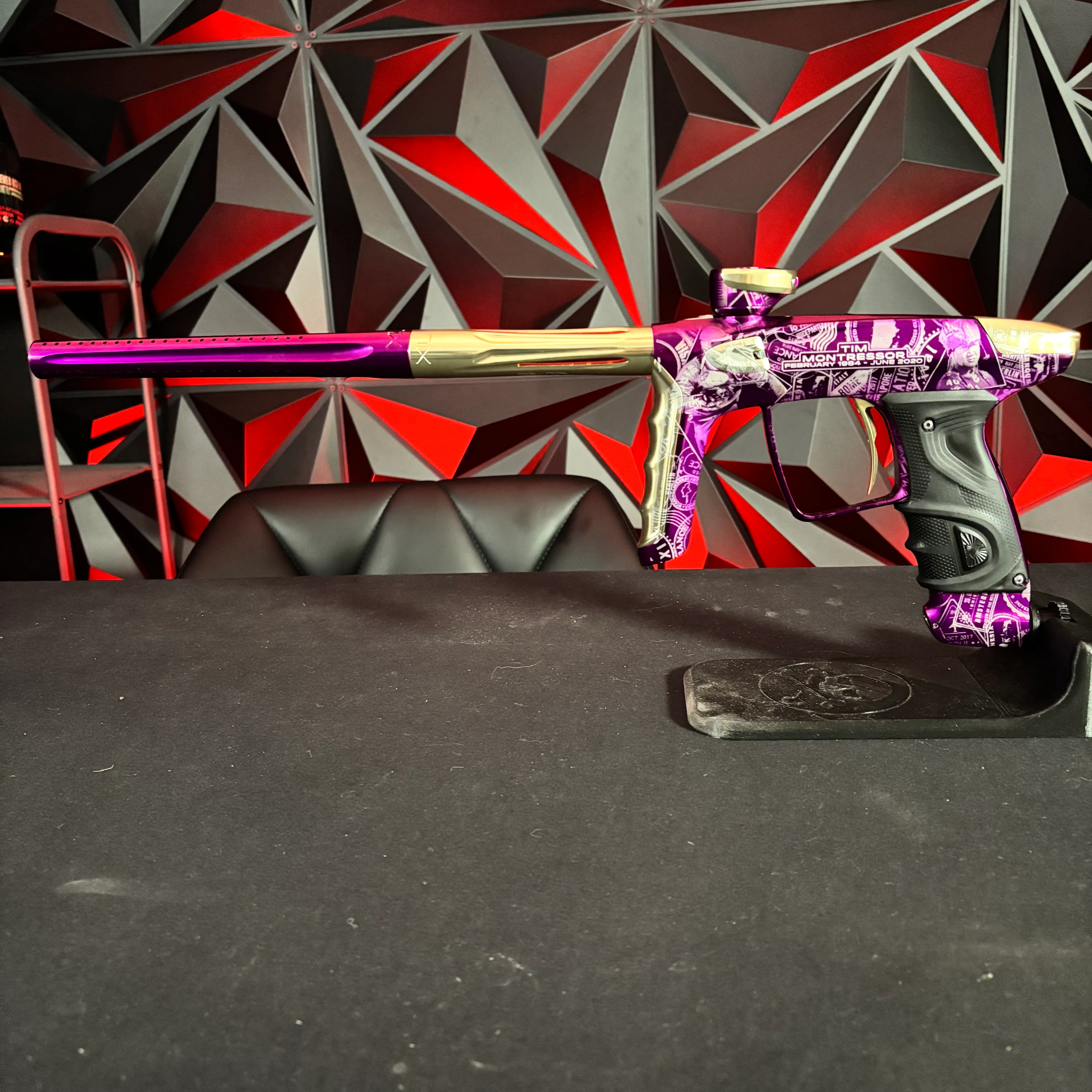 Used DLX Luxe TM40 Paintball Gun - LE Tim Montressor - Image 8