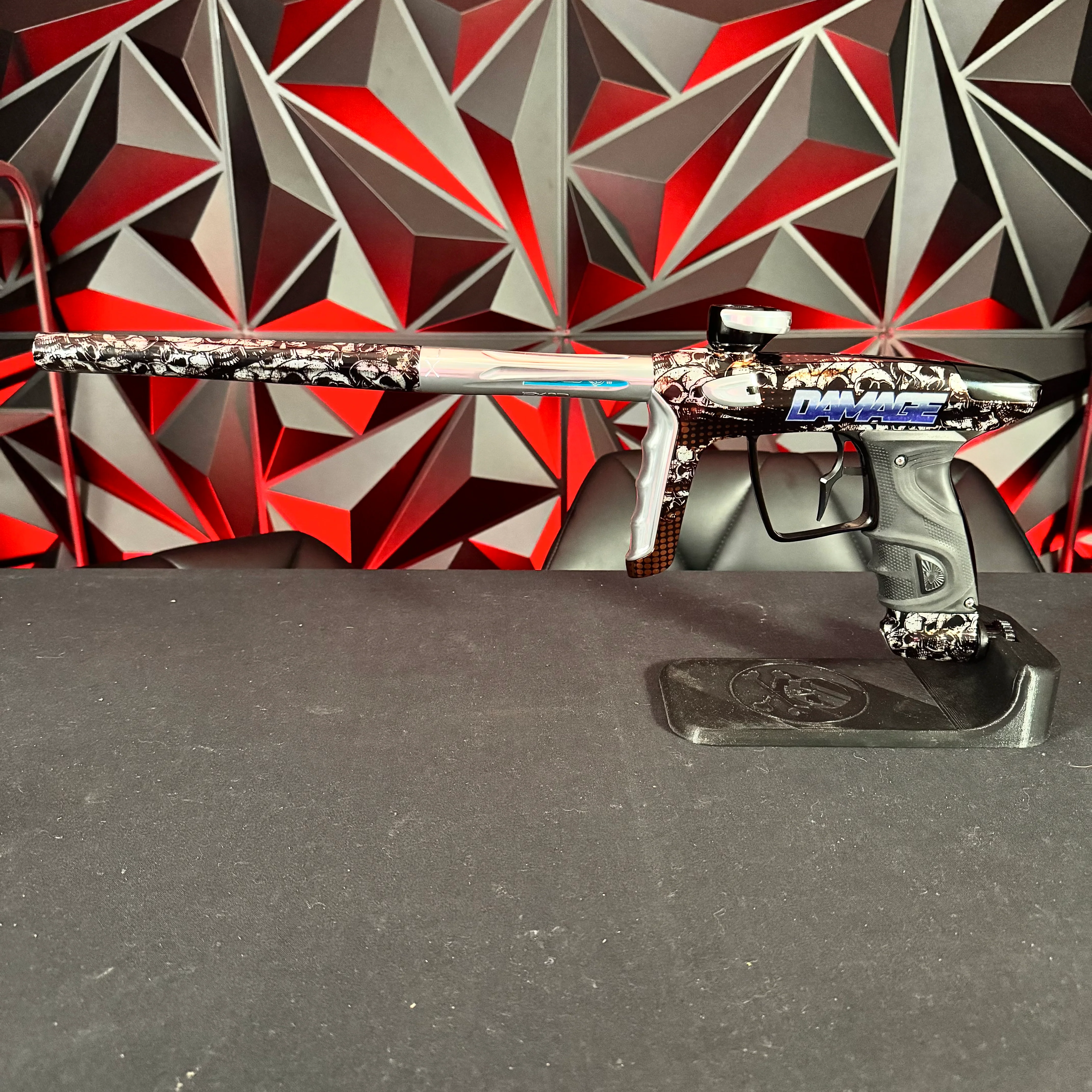 Used DLX Luxe TM40 Paintball Gun - Limited Edition Damage Skulls w/Infamous Deuce Trigger - Image 9