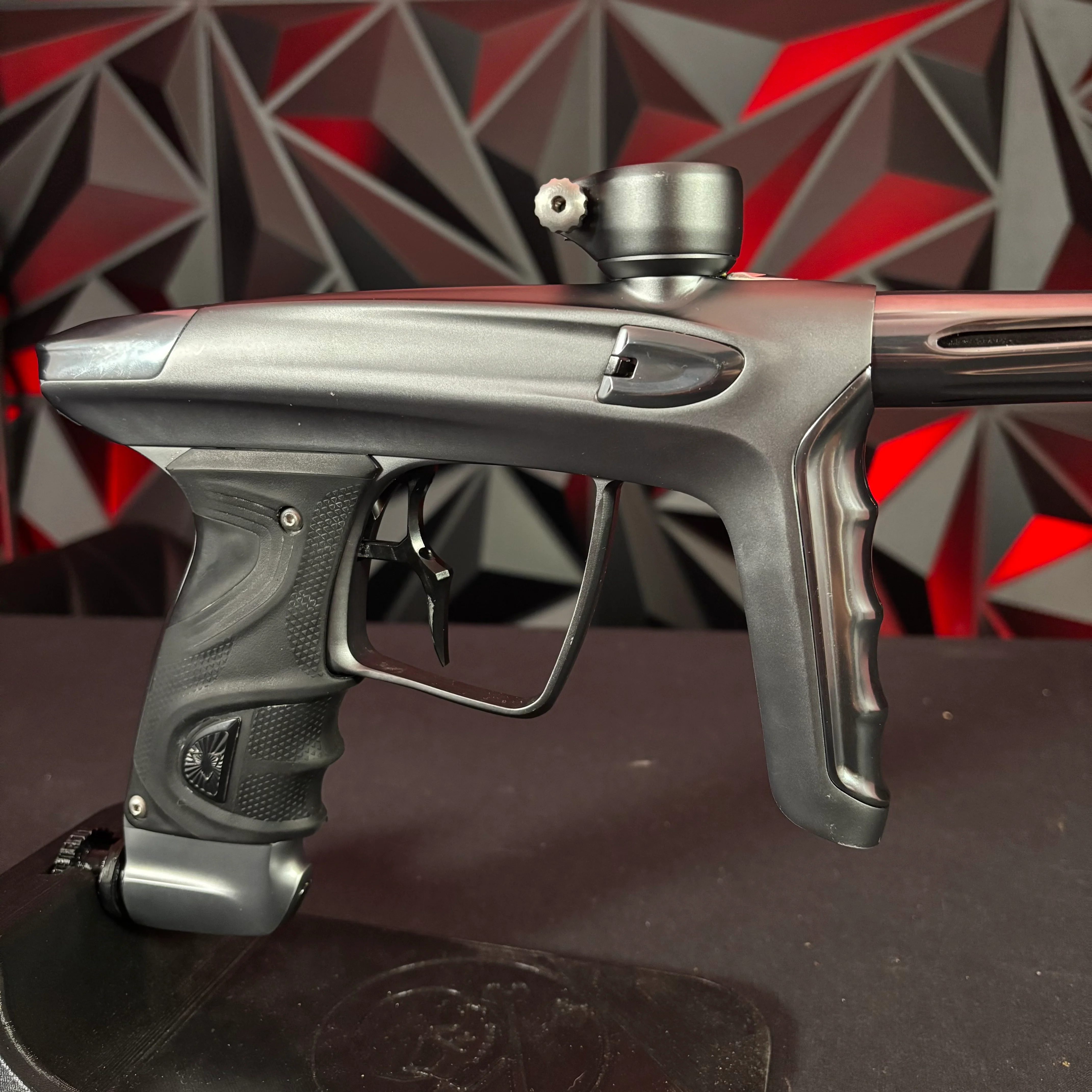 Used DLX Luxe TM40 Paintball Gun - Dust Pewter/ Polished Pewter - Image 3