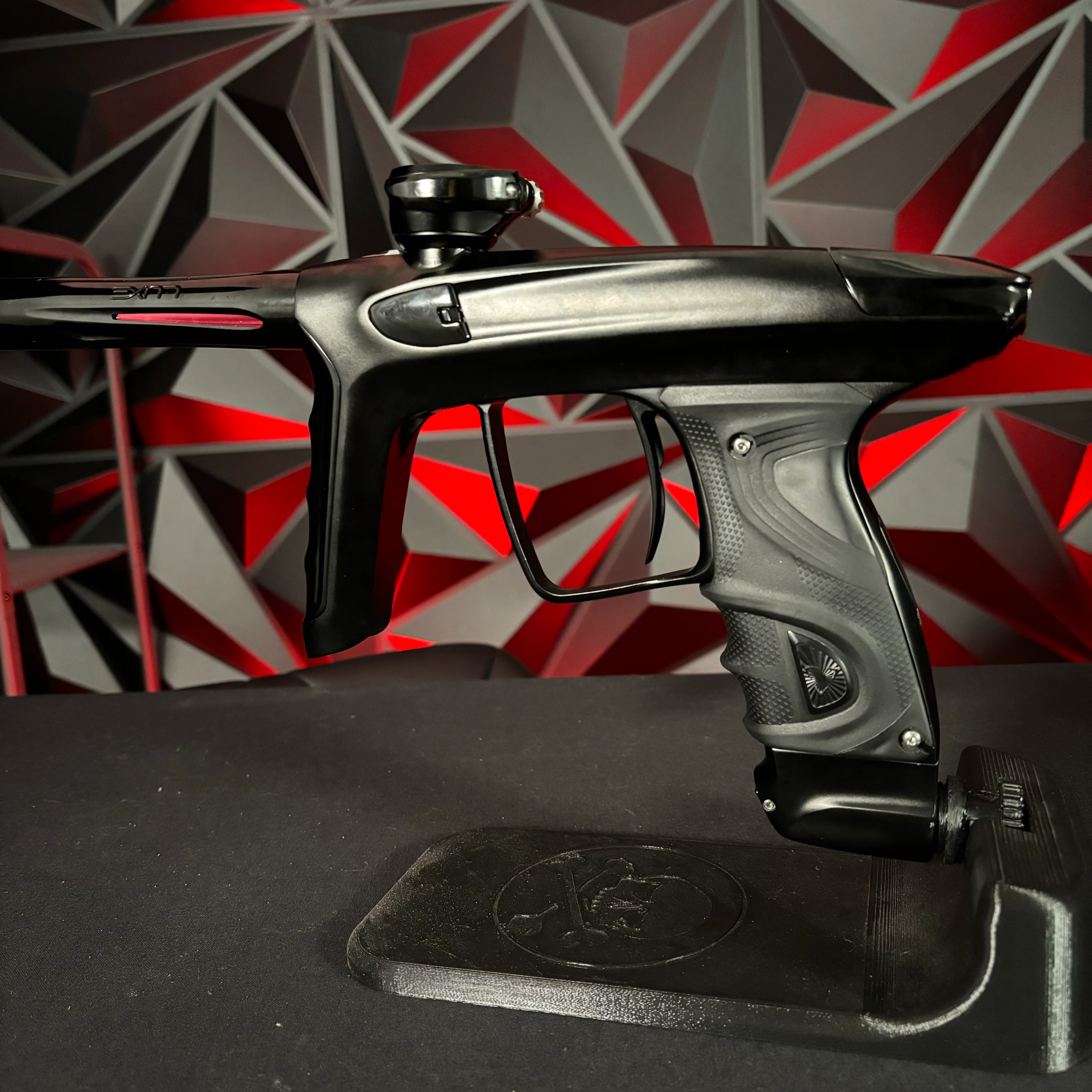 Used DLX Luxe TM40 Paintball Marker - Dust Black/Polished Black - Image 3