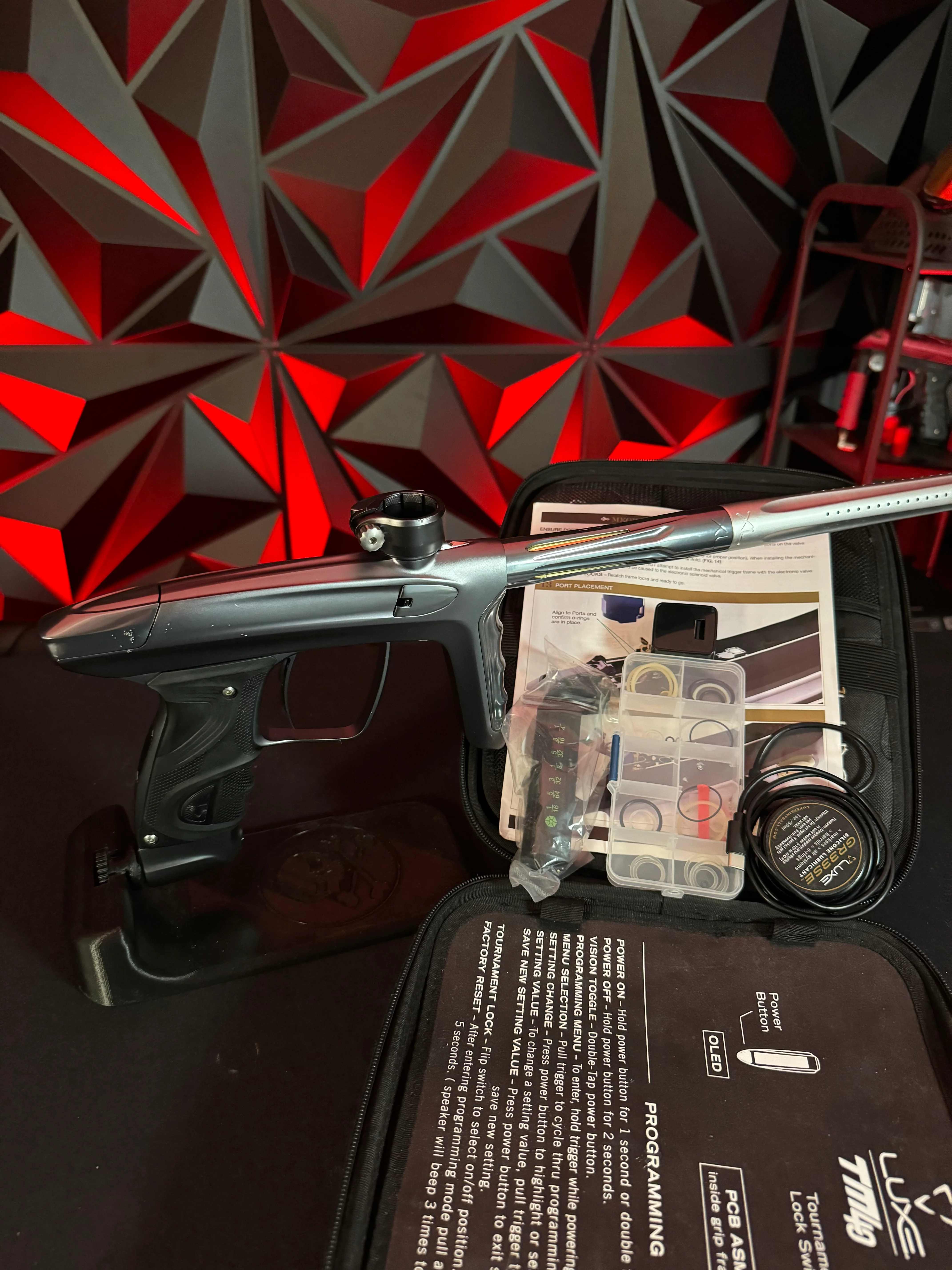Used DLX Luxe TM40 Paintball Marker - Polished Pewter/ Dust Pewter w/2 Freak XL Inserts - Image 7