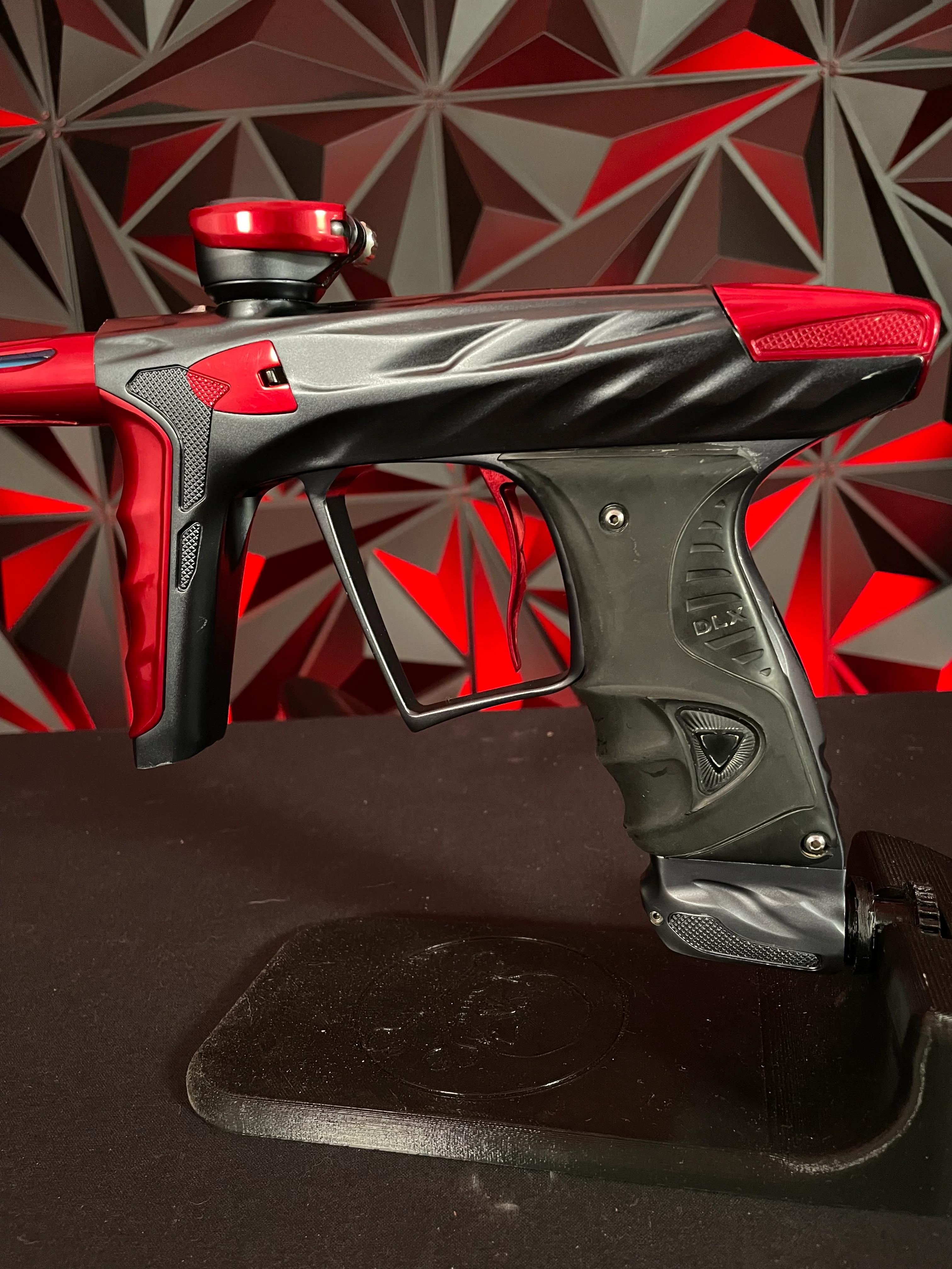 Used DLX Luxe X A51 Paintball Gun - Pewter/ Red - Image 2