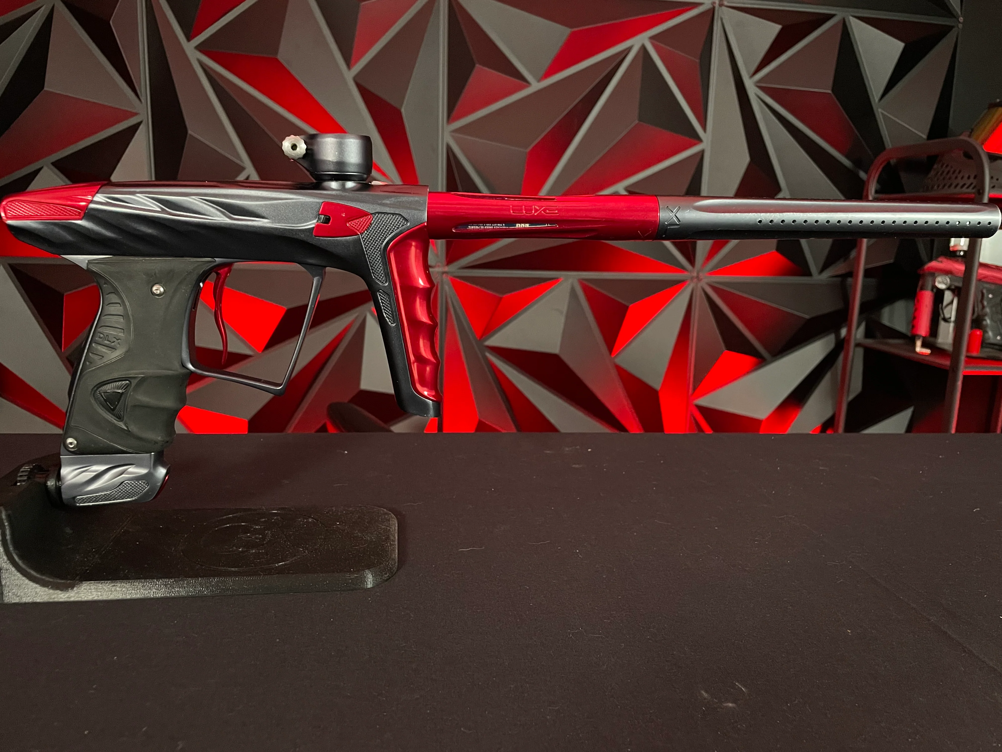 Used DLX Luxe X A51 Paintball Gun - Pewter/ Red - Image 5