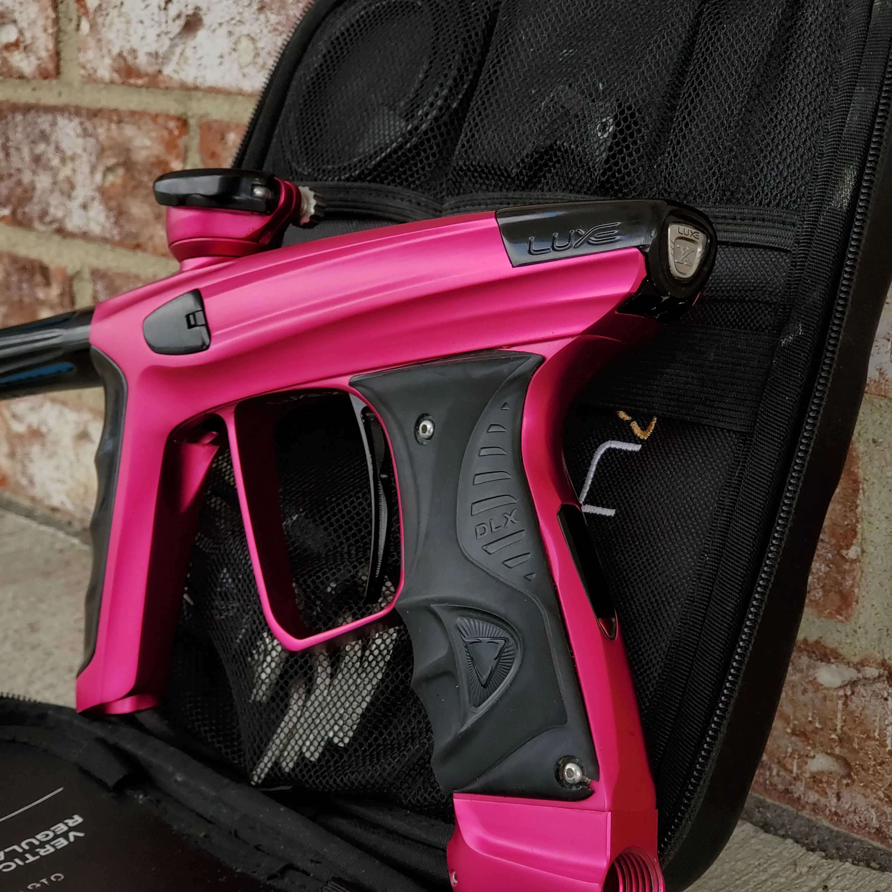 Used DLX Luxe X Paintball Gun - Dust Pink / Gloss Black - Image 3