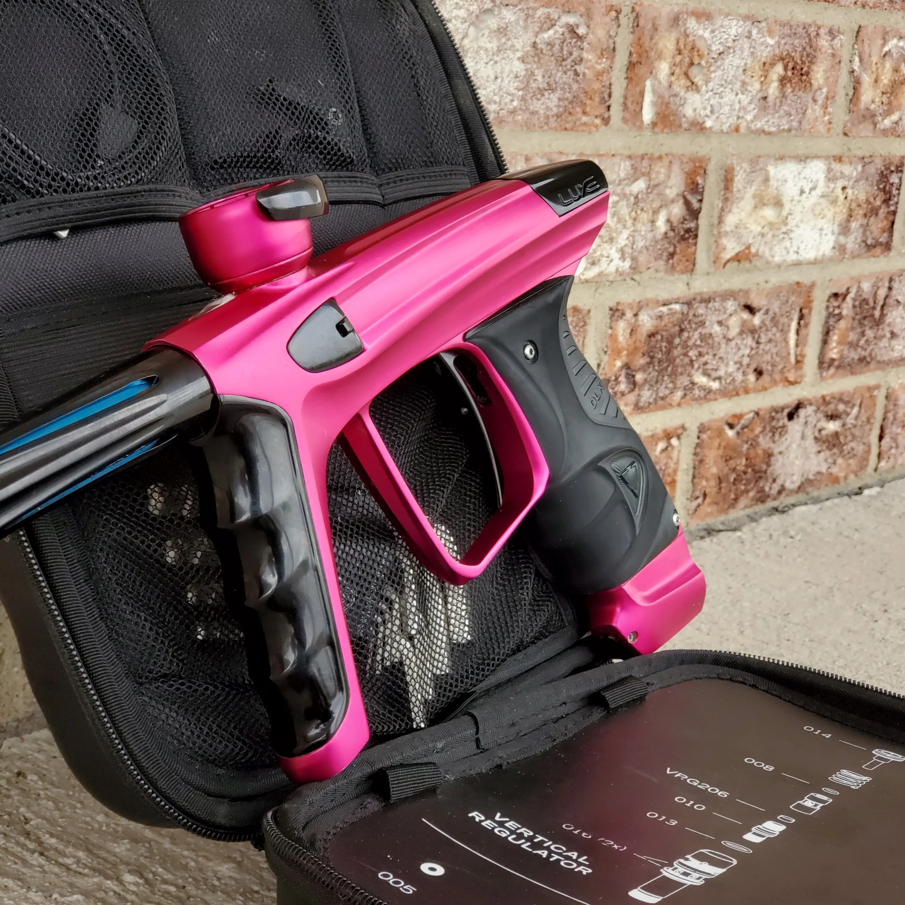 Used DLX Luxe X Paintball Gun - Dust Pink / Gloss Black - Image 4