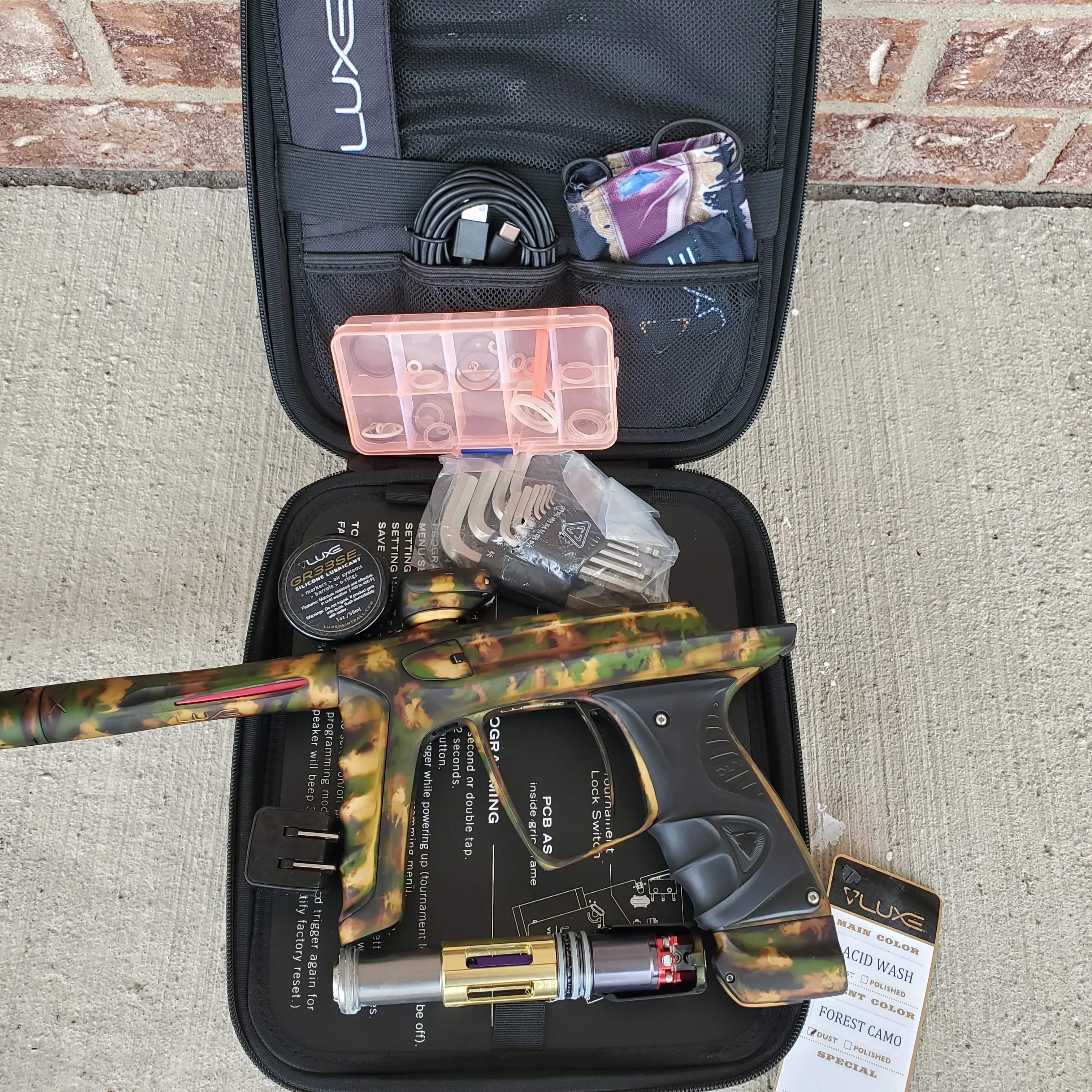 Used DLX Luxe X Paintball Gun - Acid Wash Forest Camo - Image 5