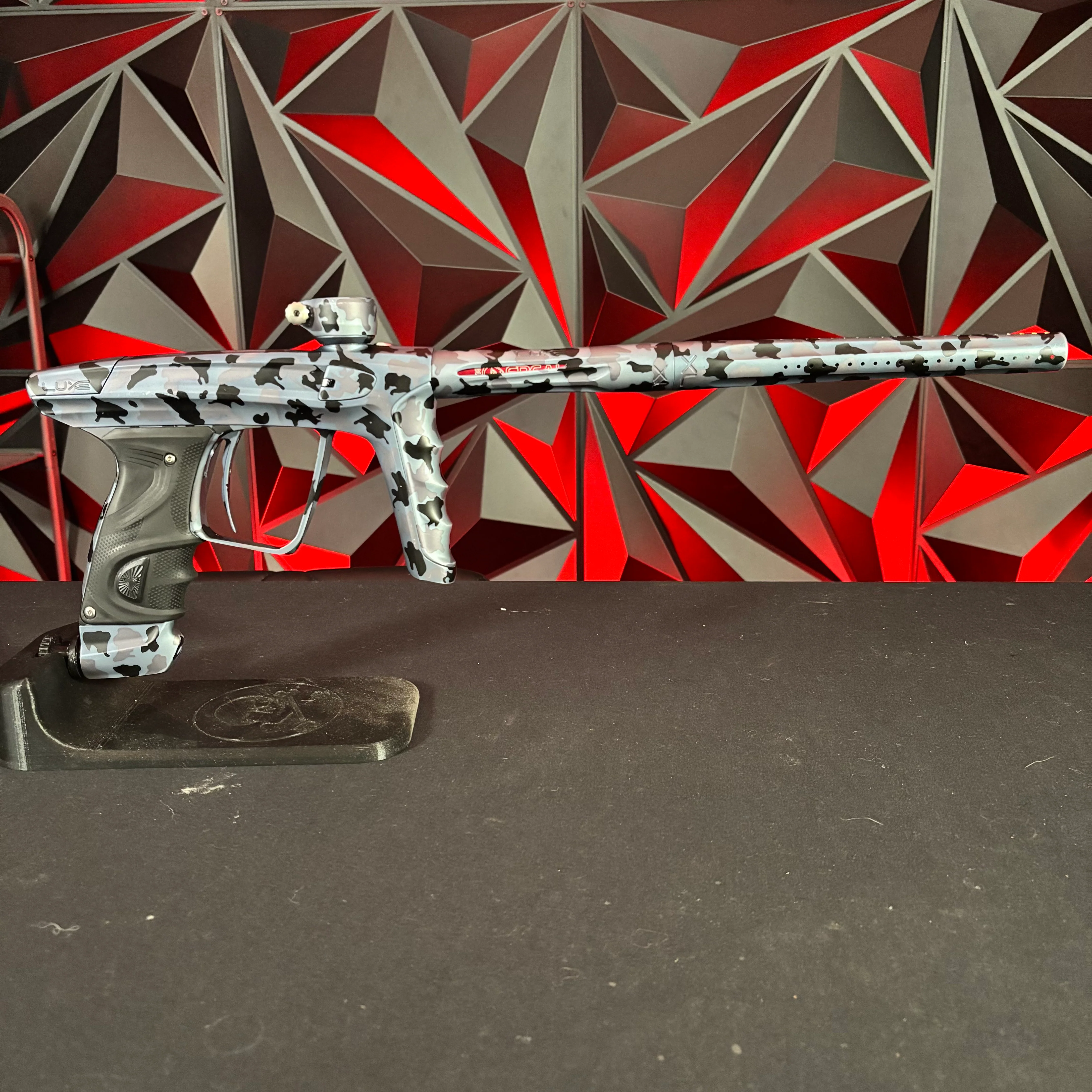 Used DLX Luxe X Paintball Gun - Urban Camo - Image 6