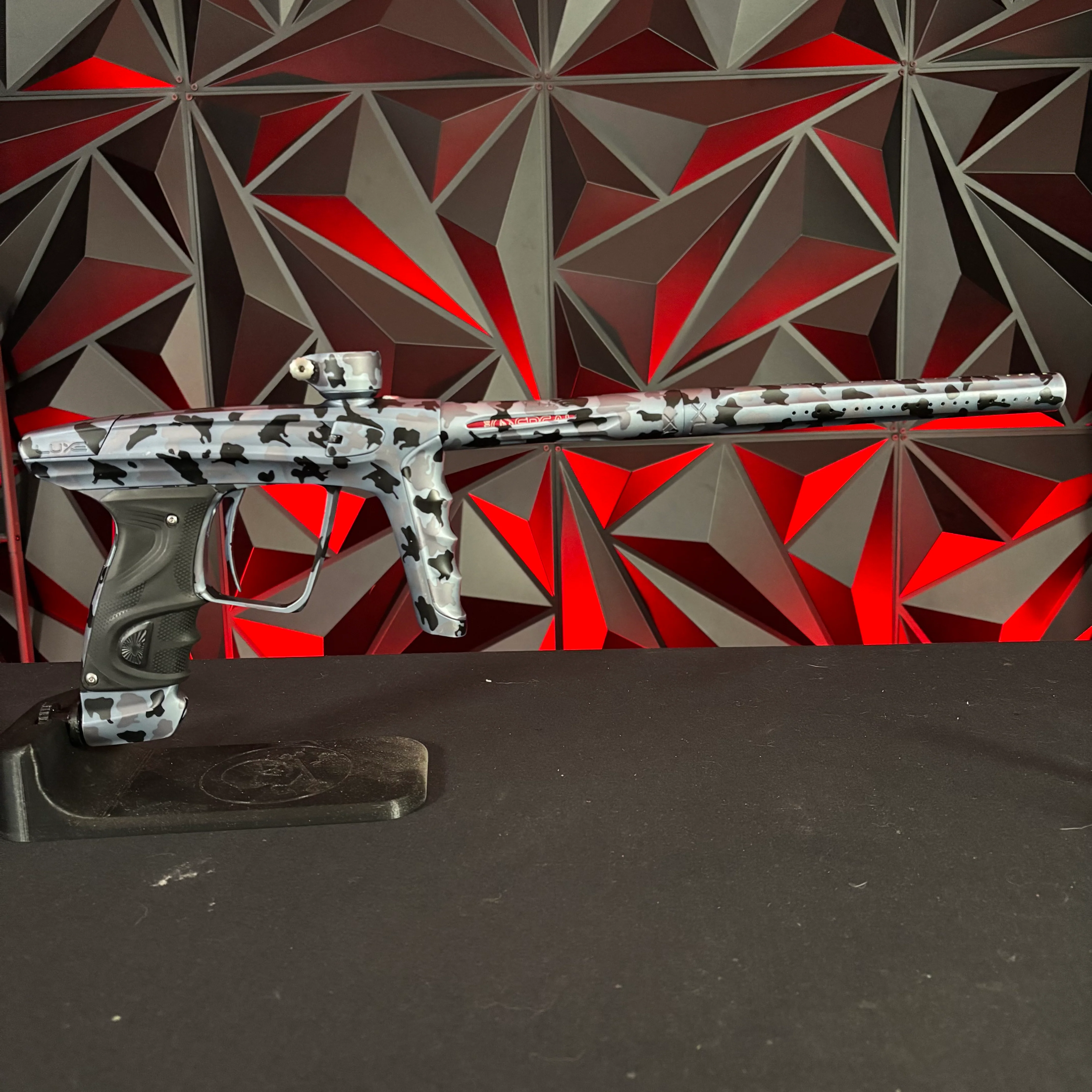 Used DLX Luxe X Paintball Gun - Urban Camo - Image 7