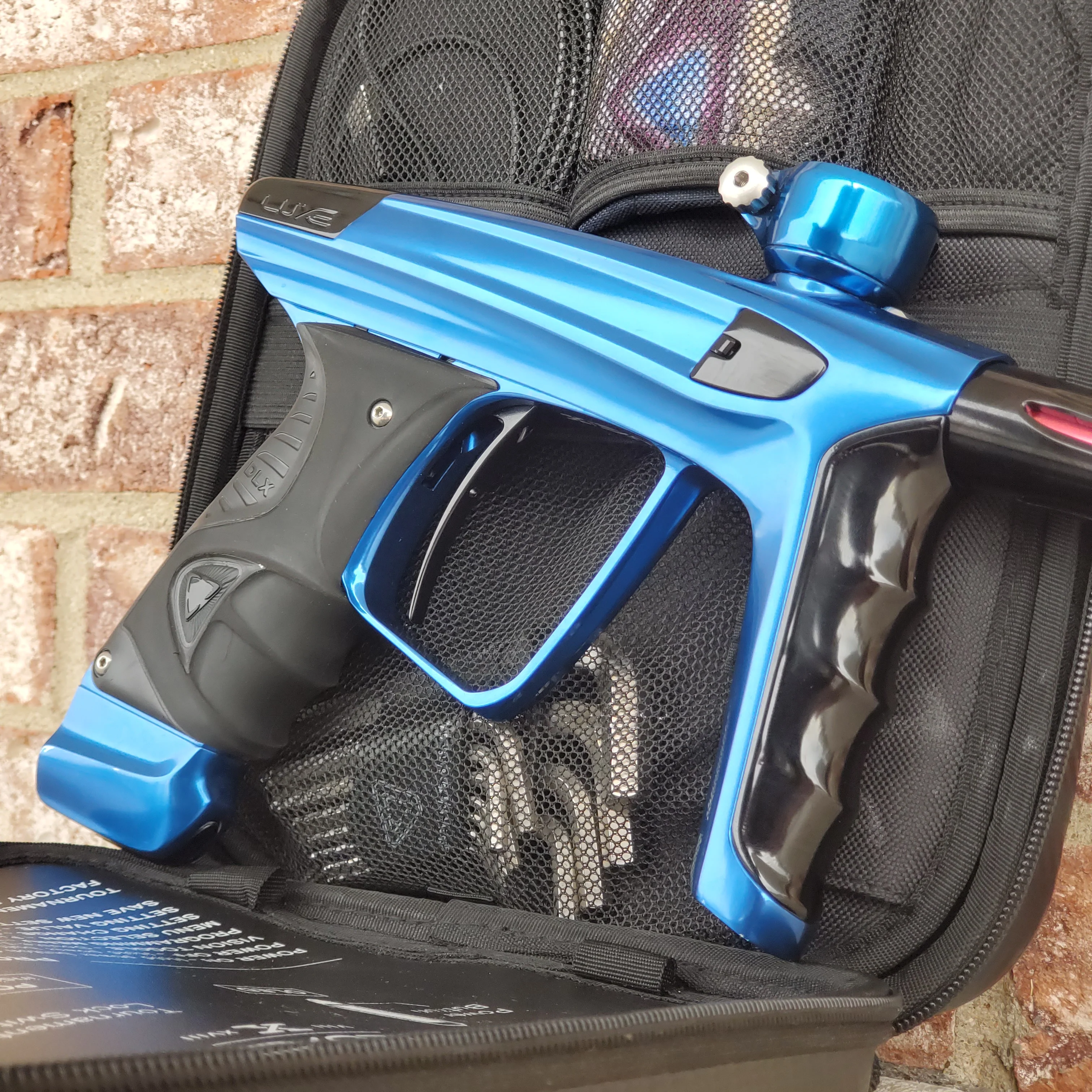 Used DLX Luxe X Paintball Gun - Blue / Black - Image 2