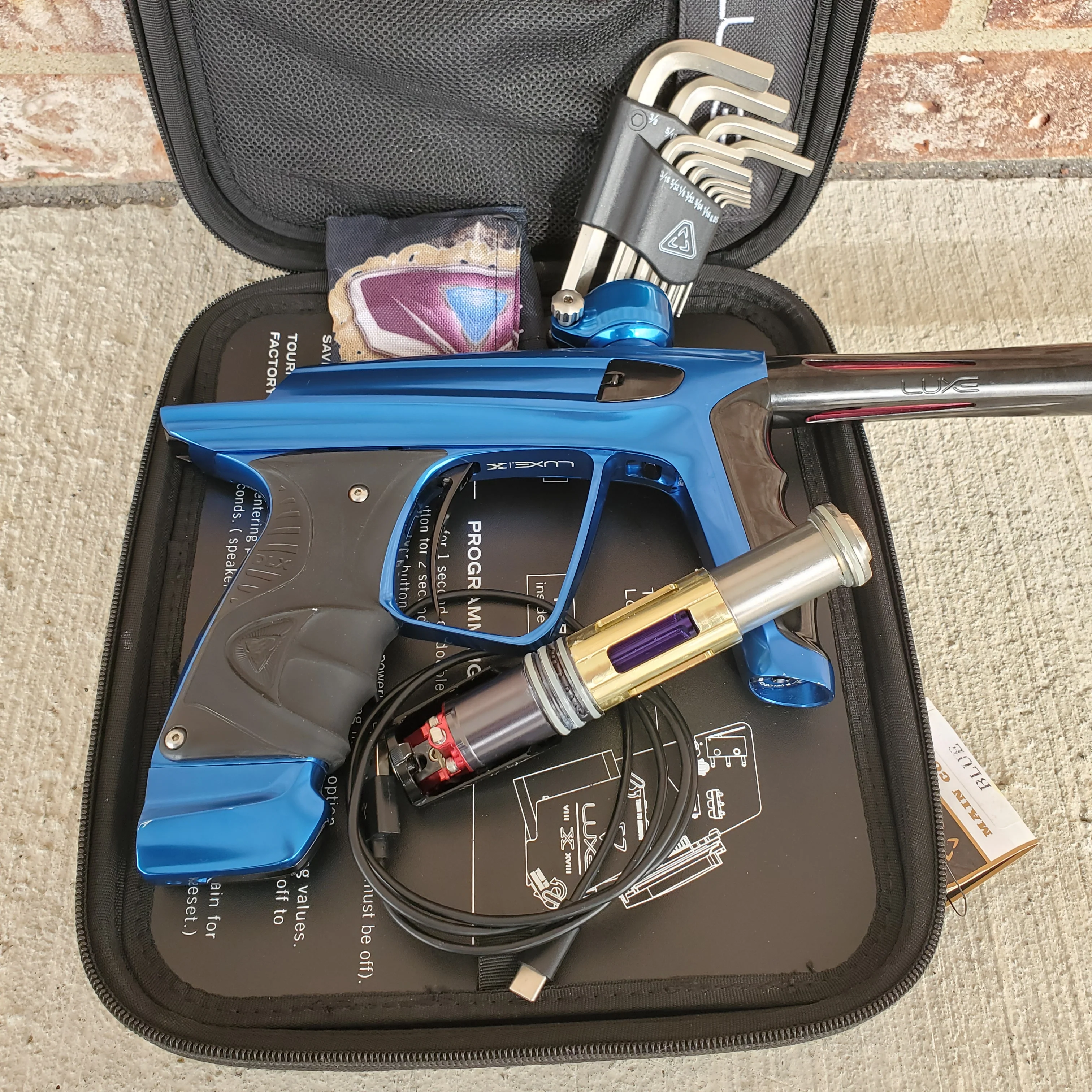 Used DLX Luxe X Paintball Gun - Blue / Black - Image 5