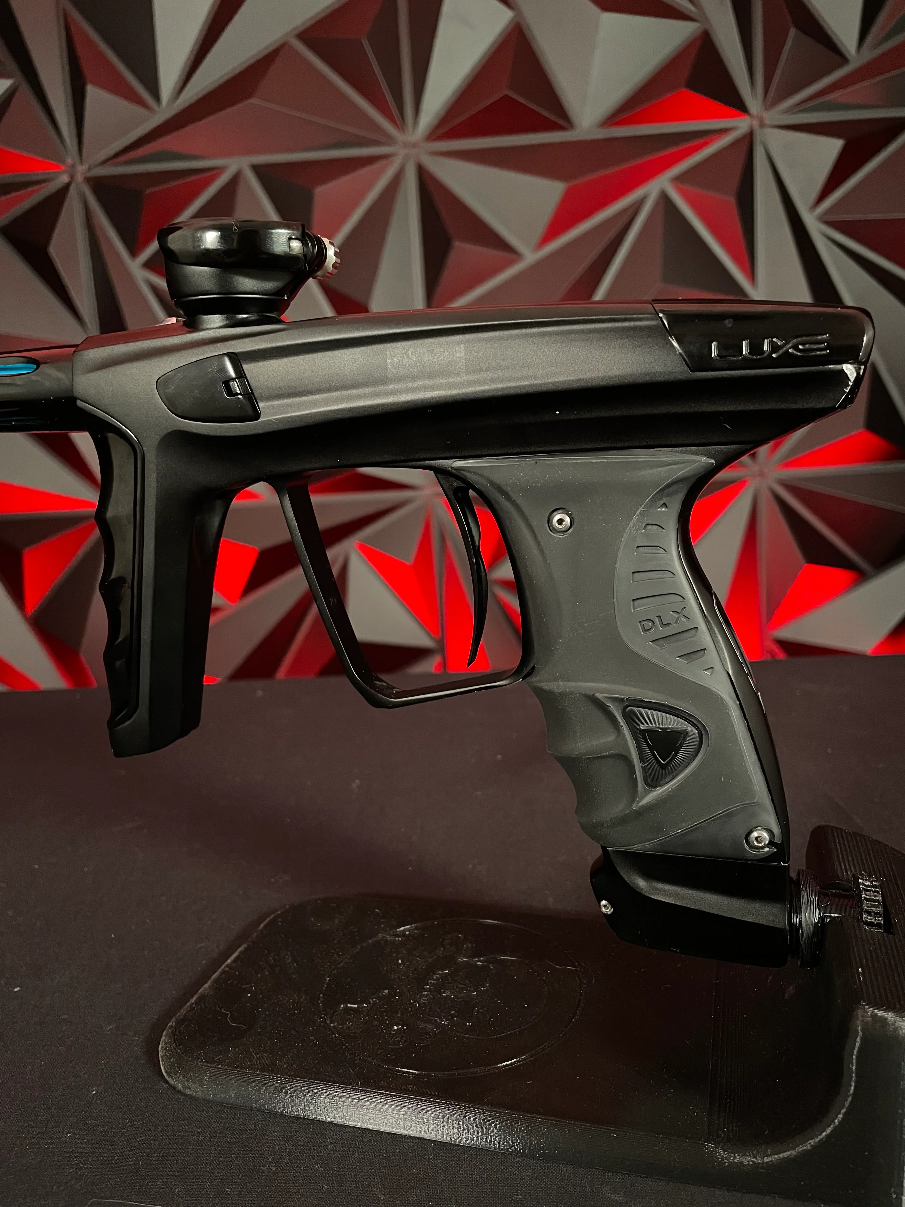 Used DLX Luxe X Paintball Gun - Dust Black/Gloss Black - Image 4