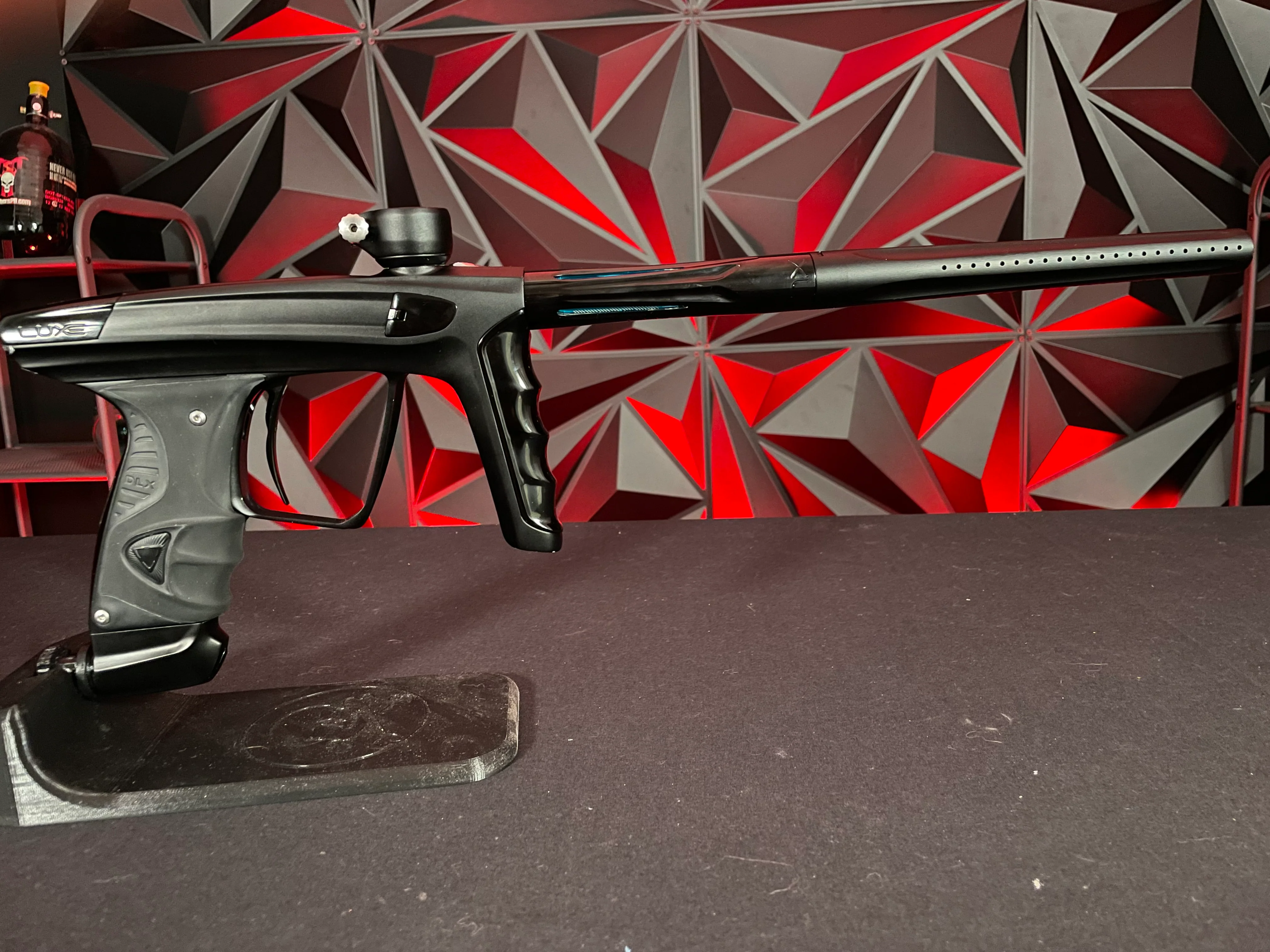 Used DLX Luxe X Paintball Gun - Dust Black/Gloss Black - Image 5