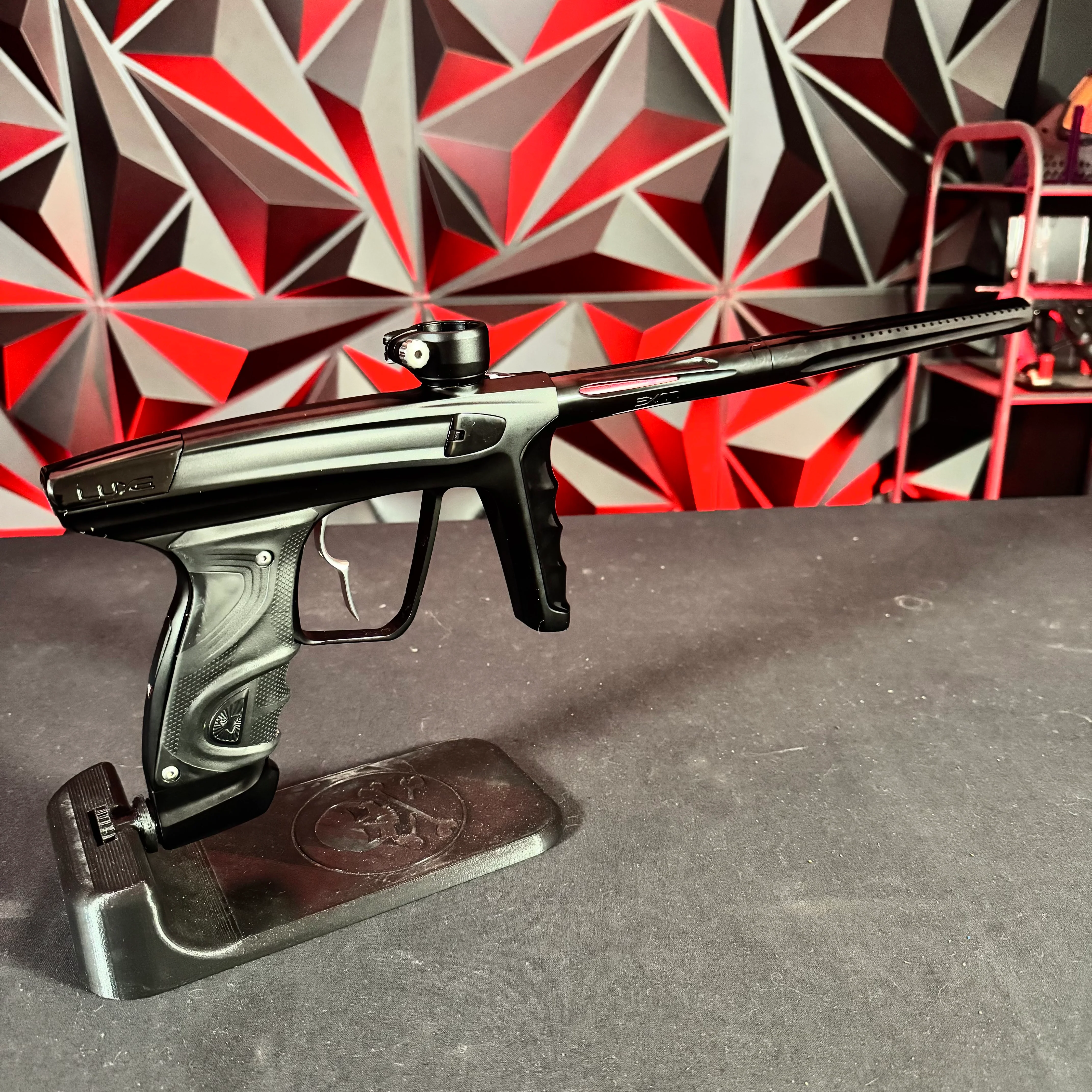 Used DLX Luxe X Paintball Gun - Dust Black/Gloss Black w/ Gloss Black Freak XL Barrel & Infamous Deuce Trigger - Image 2
