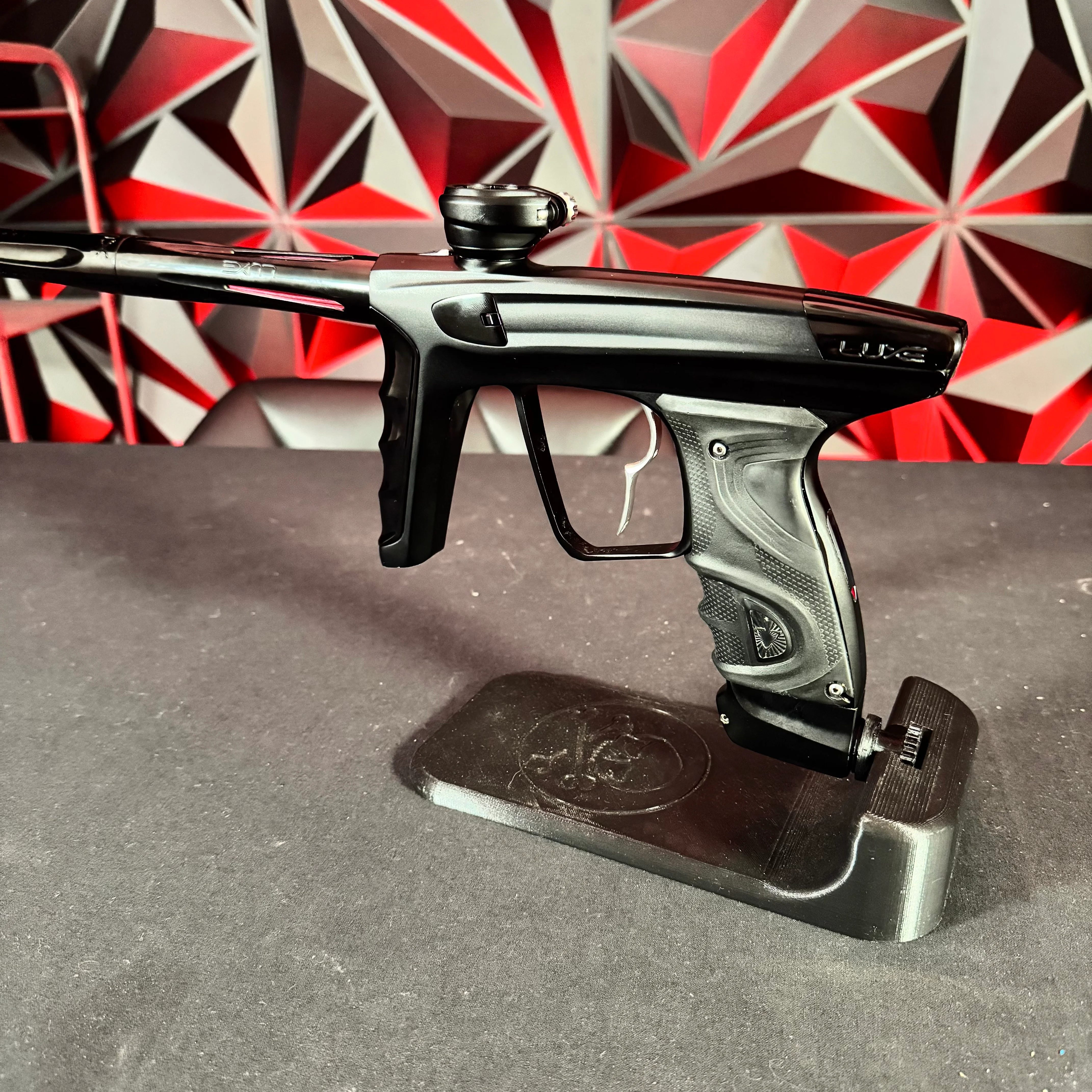 Used DLX Luxe X Paintball Gun - Dust Black/Gloss Black w/ Gloss Black Freak XL Barrel & Infamous Deuce Trigger - Image 3
