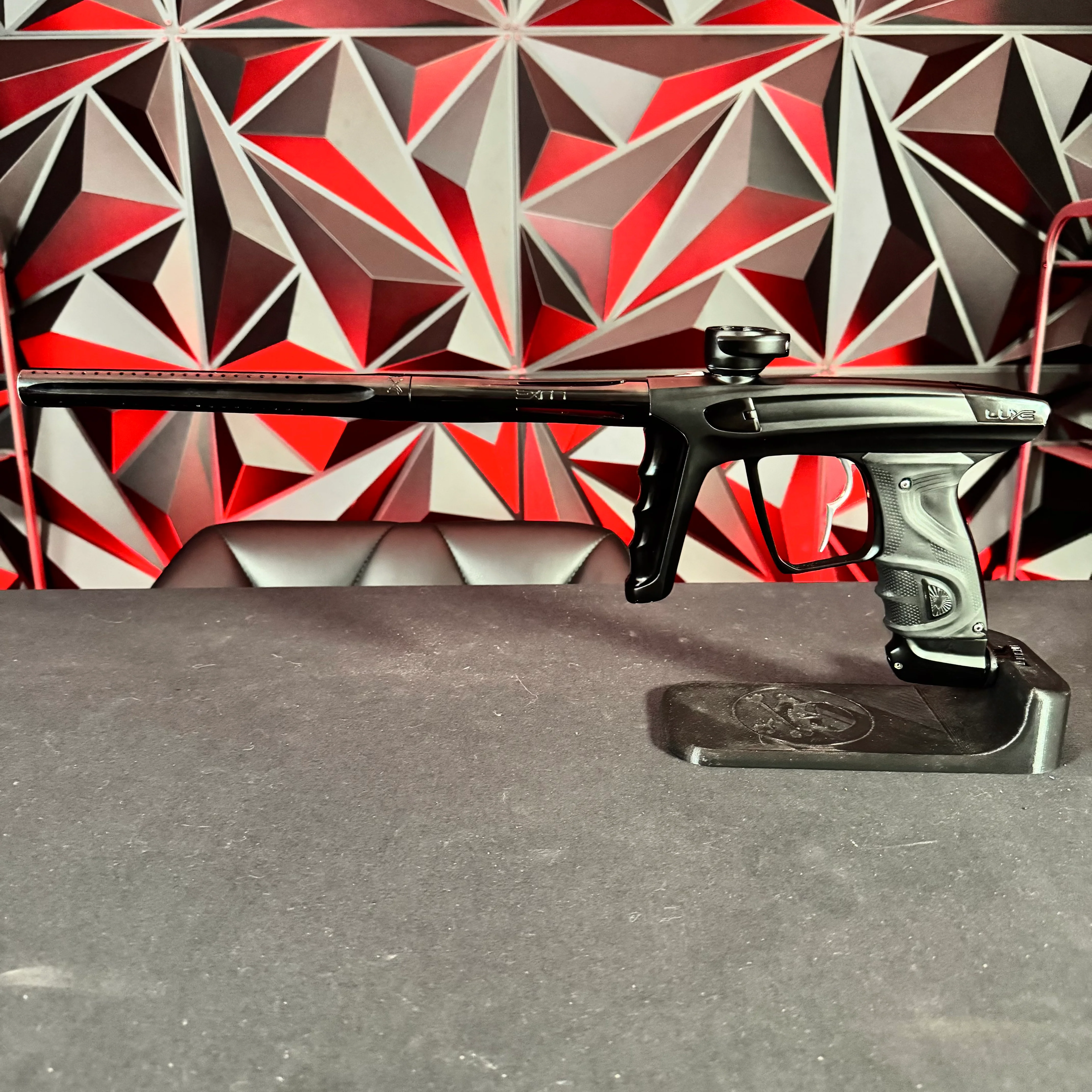 Used DLX Luxe X Paintball Gun - Dust Black/Gloss Black w/ Gloss Black Freak XL Barrel & Infamous Deuce Trigger - Image 7