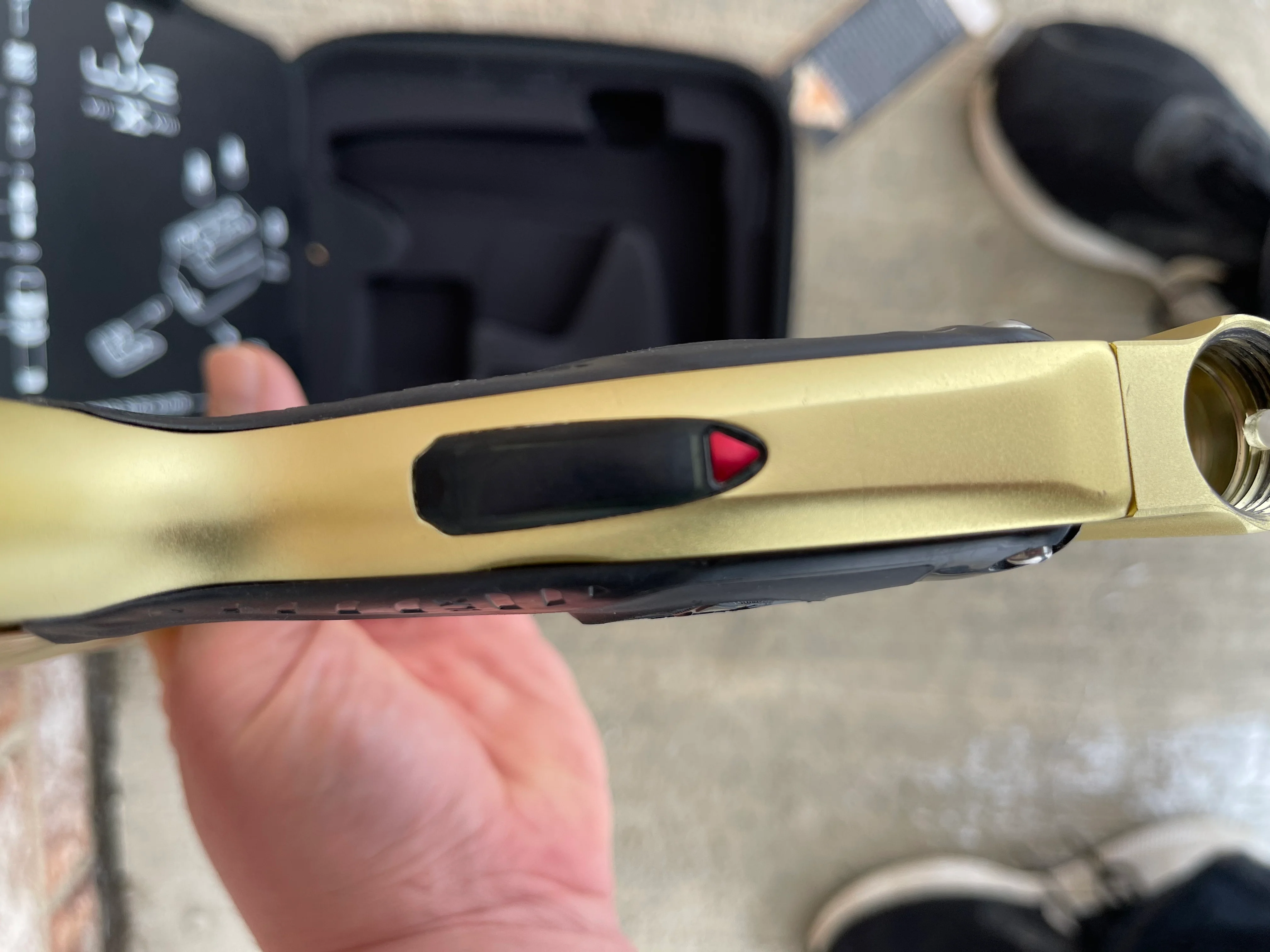 Used DLX Luxe X Paintball Gun - Dust Gold / Polished Gold - Image 6