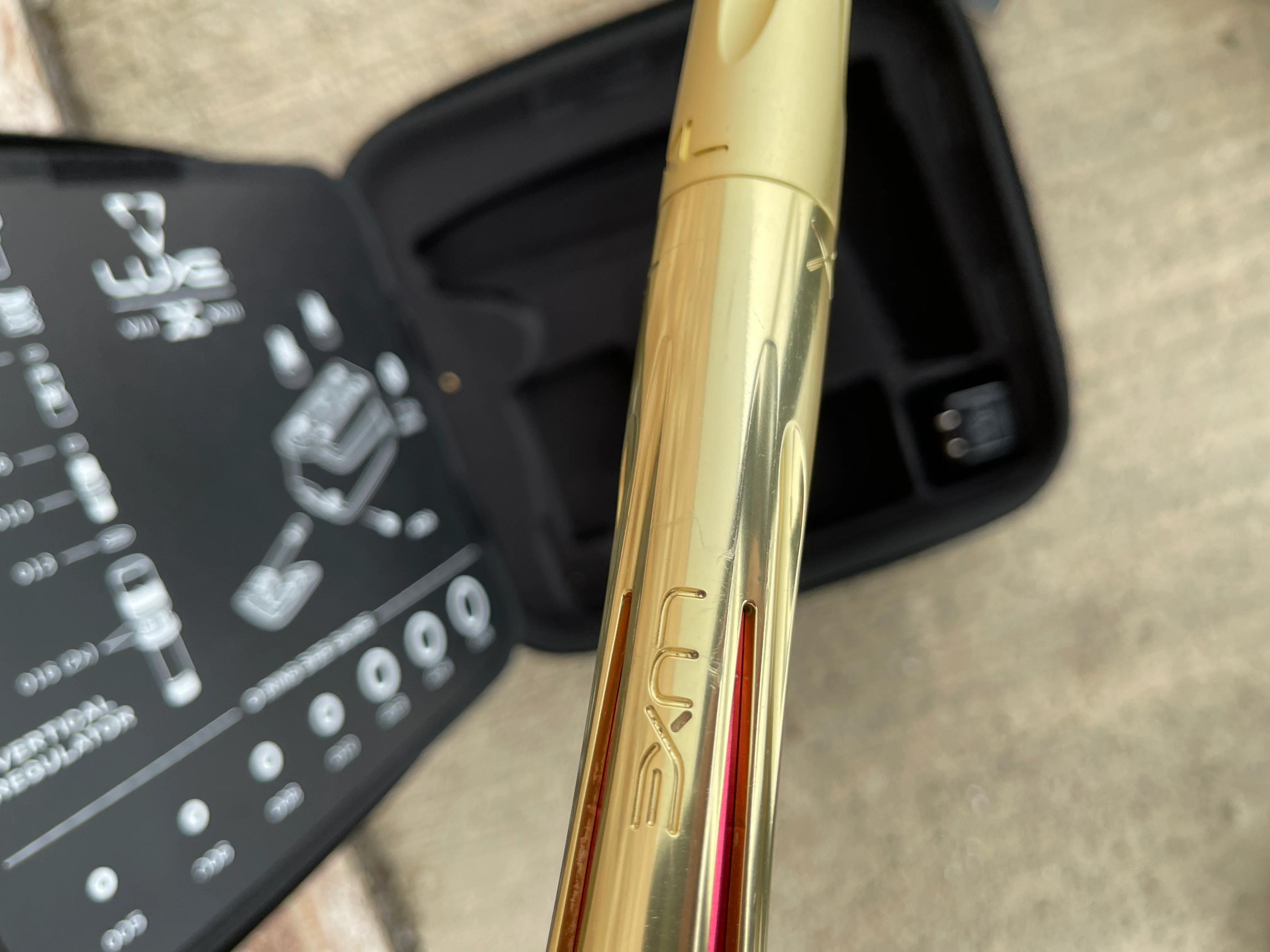 Used DLX Luxe X Paintball Gun - Dust Gold / Polished Gold - Image 8