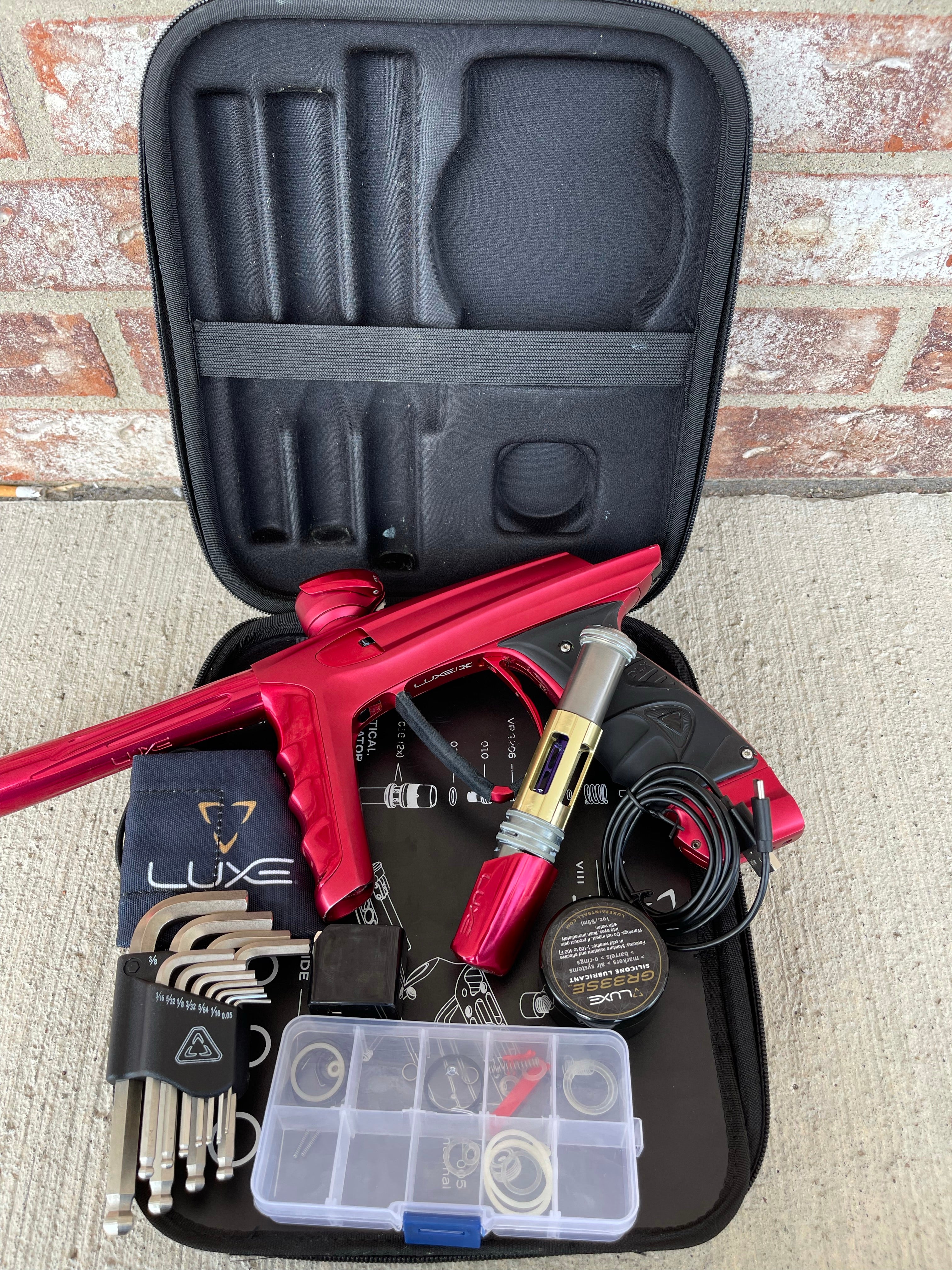 Used DLX Luxe X Paintball Gun - Dust Red / Gloss Red - Image 5