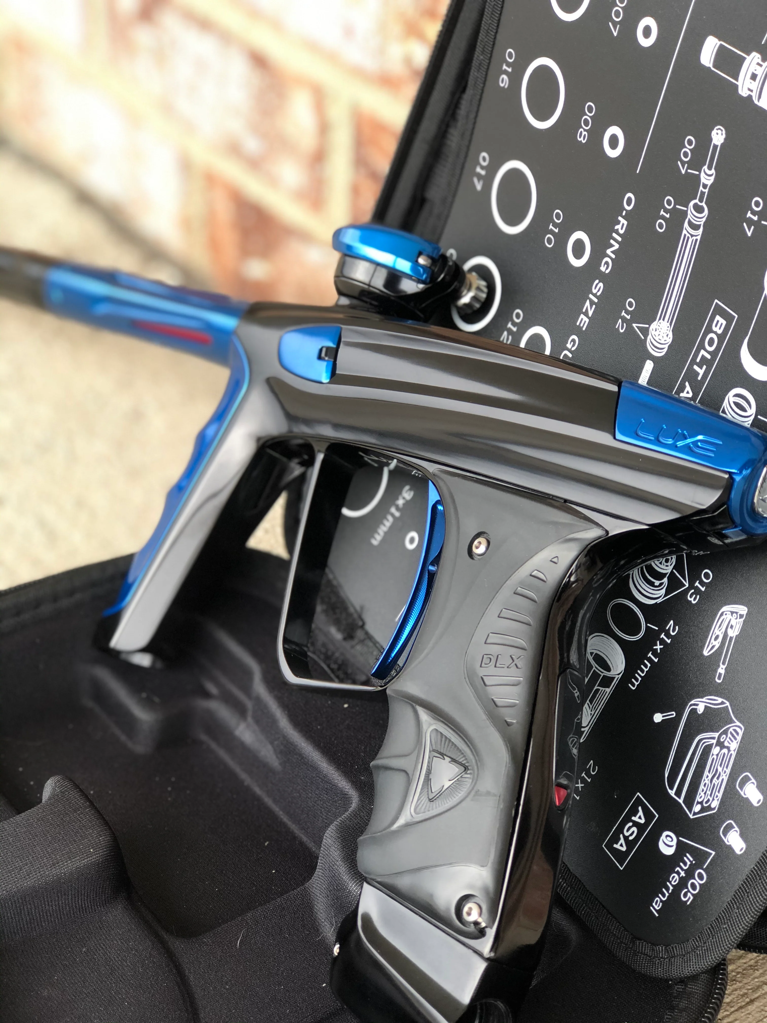 Used DLX Luxe X Paintball Gun - Gloss Black - Image 3