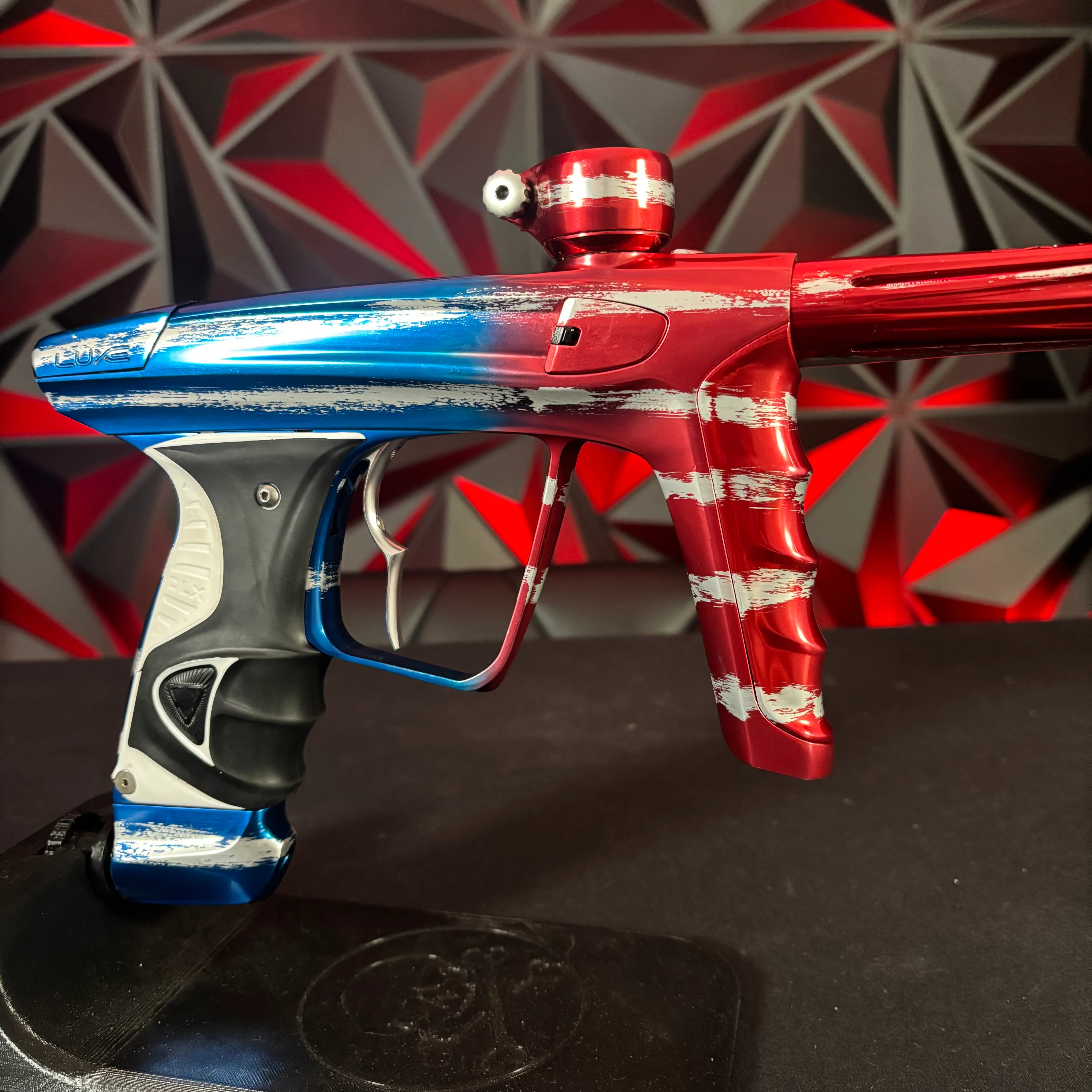 Used DLX Luxe X Paintball Gun - Gloss Patriot Splash - Image 3