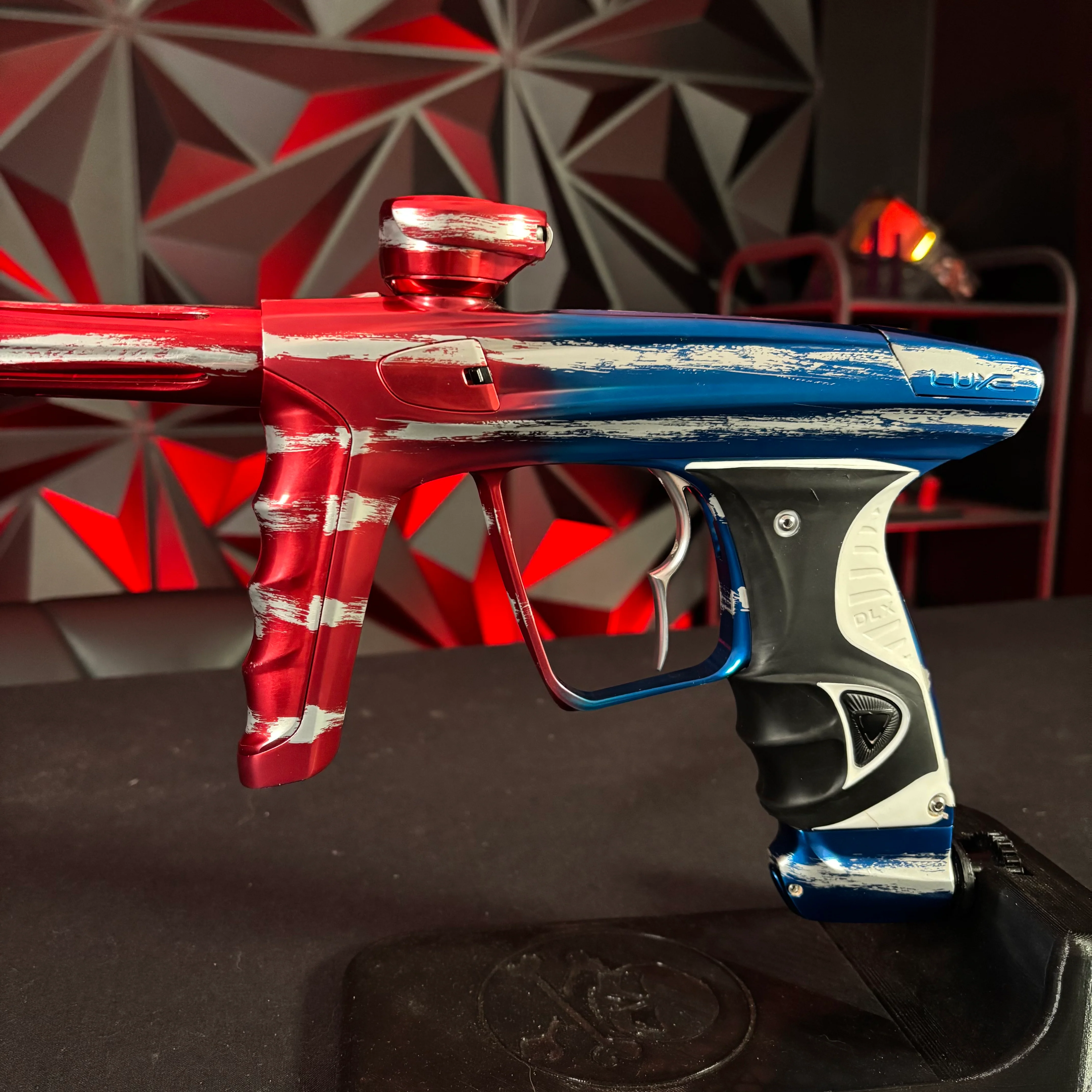 Used DLX Luxe X Paintball Gun - Gloss Patriot Splash - Image 5