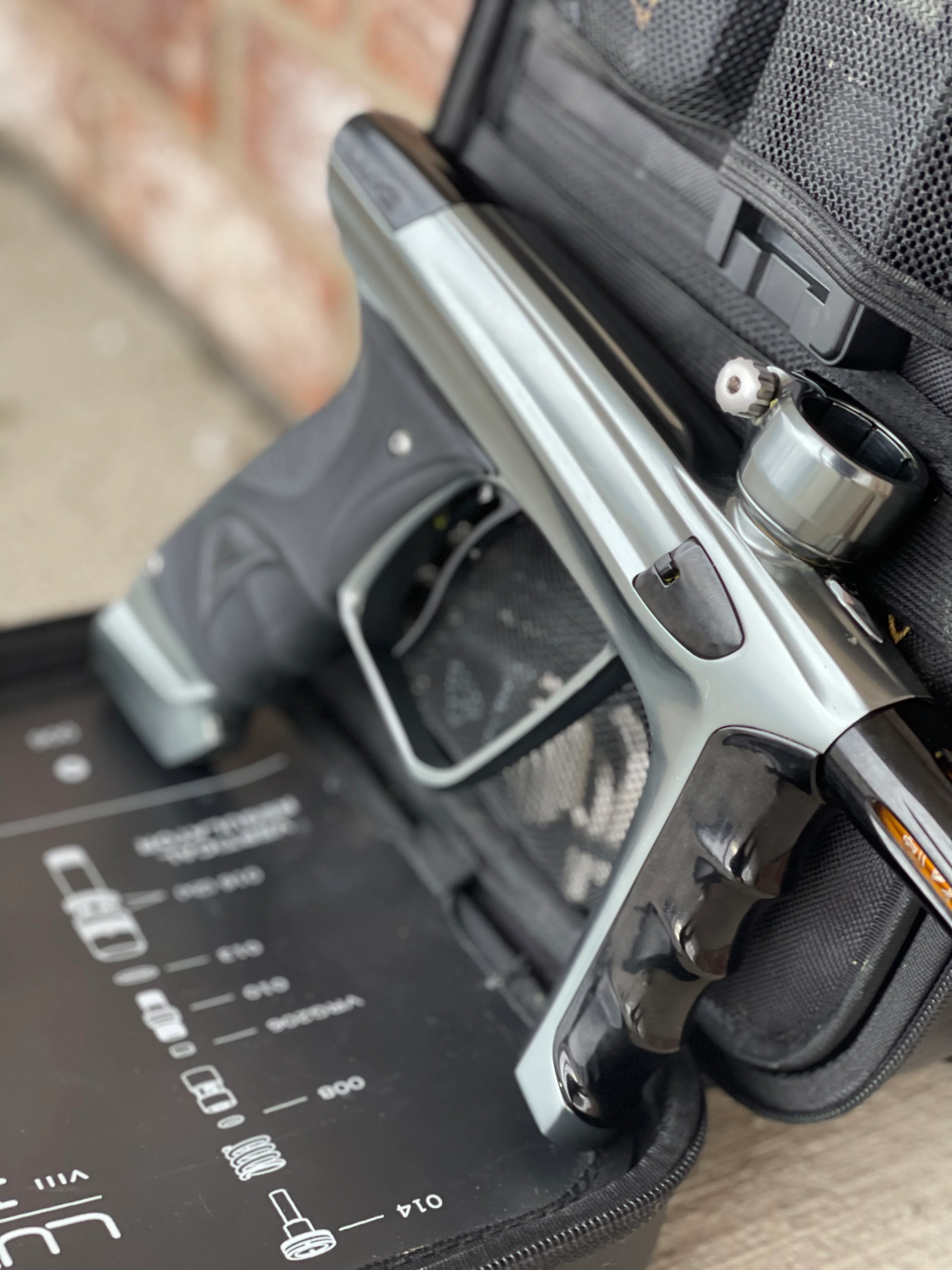 Used DLX Luxe X Paintball Gun - Gloss Pewter - Image 2