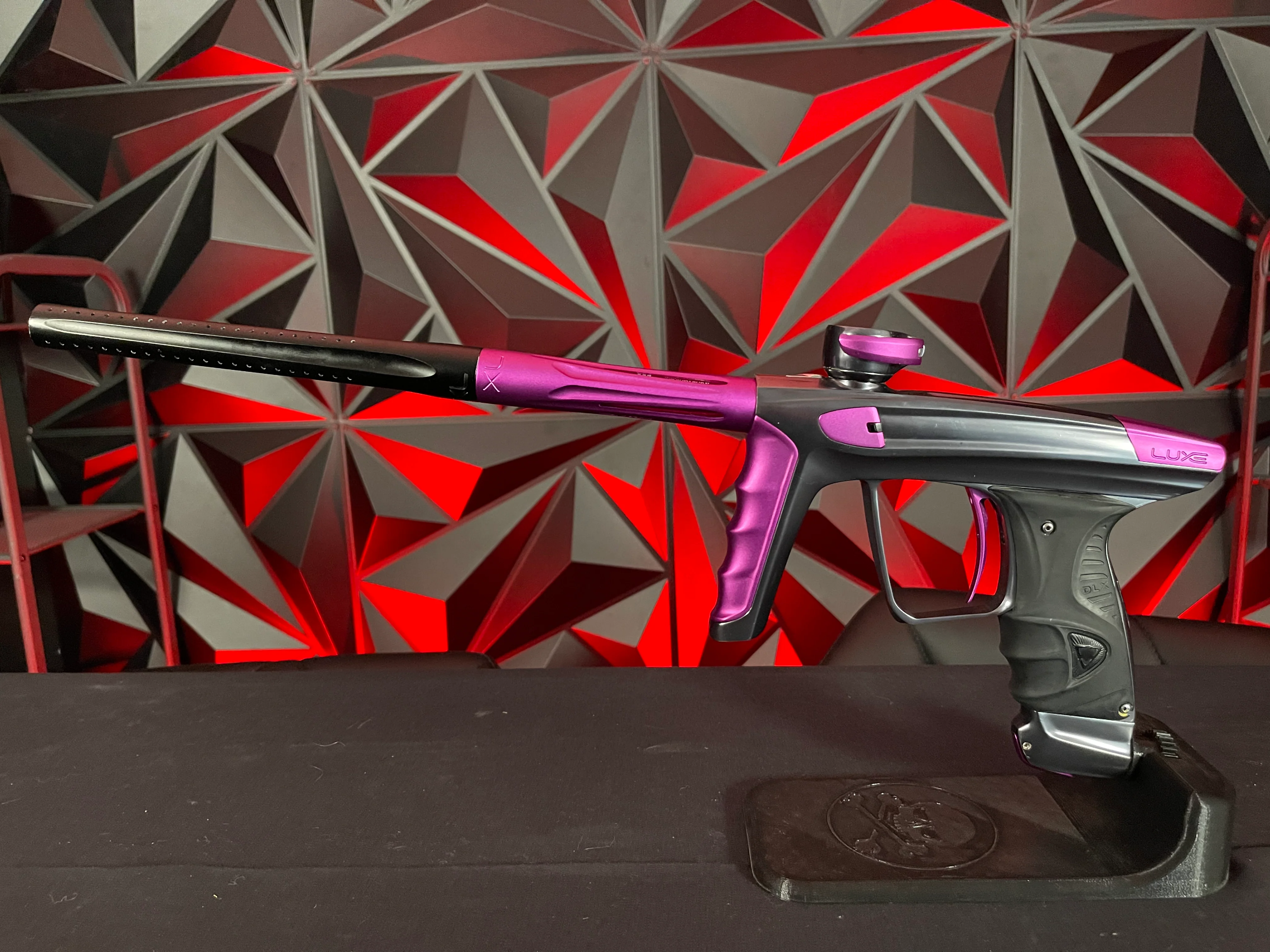 Used DLX Luxe X Paintball Gun - Pewter / Purple - Image 6