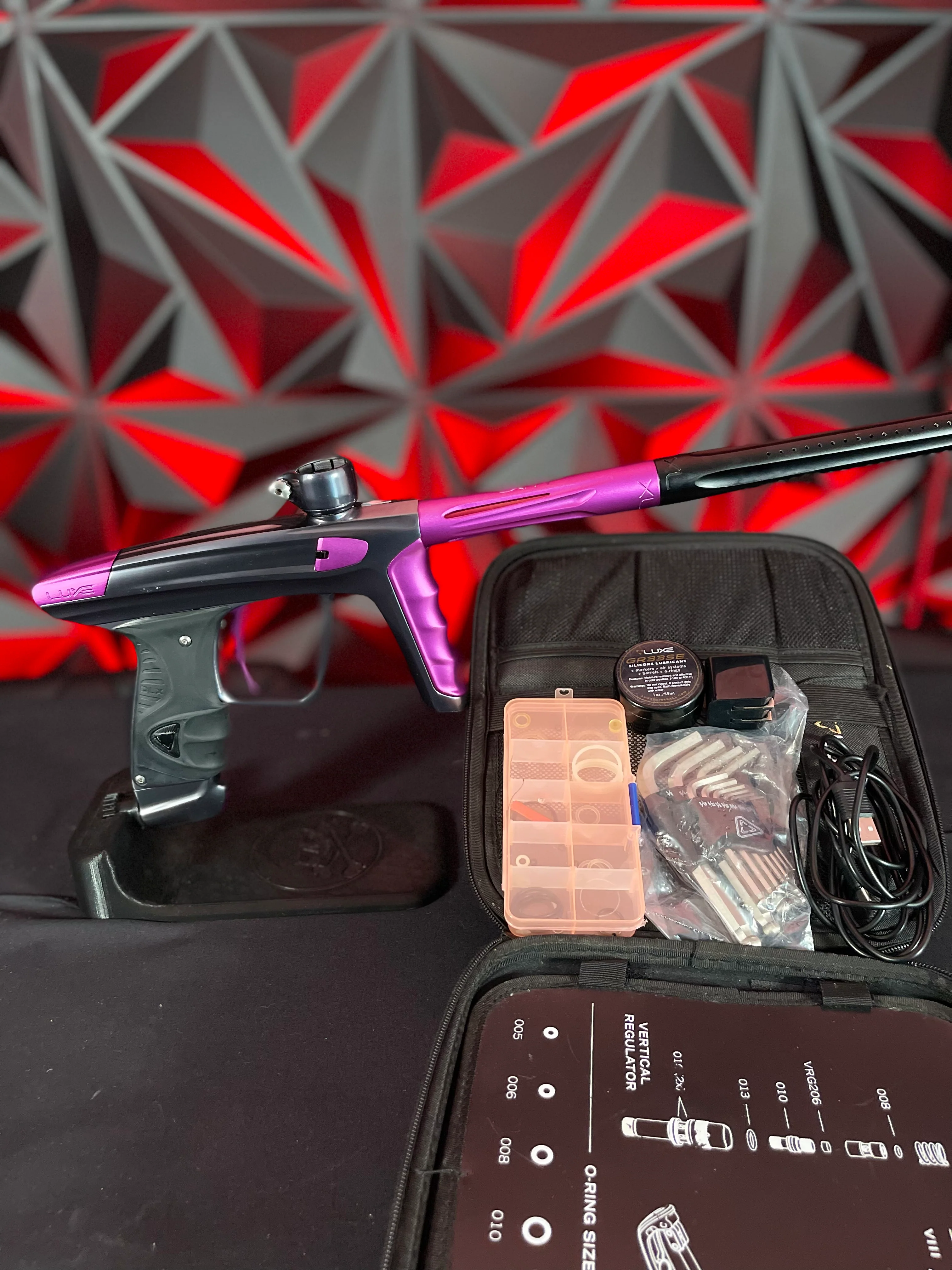 Used DLX Luxe X Paintball Gun - Pewter / Purple - Image 7