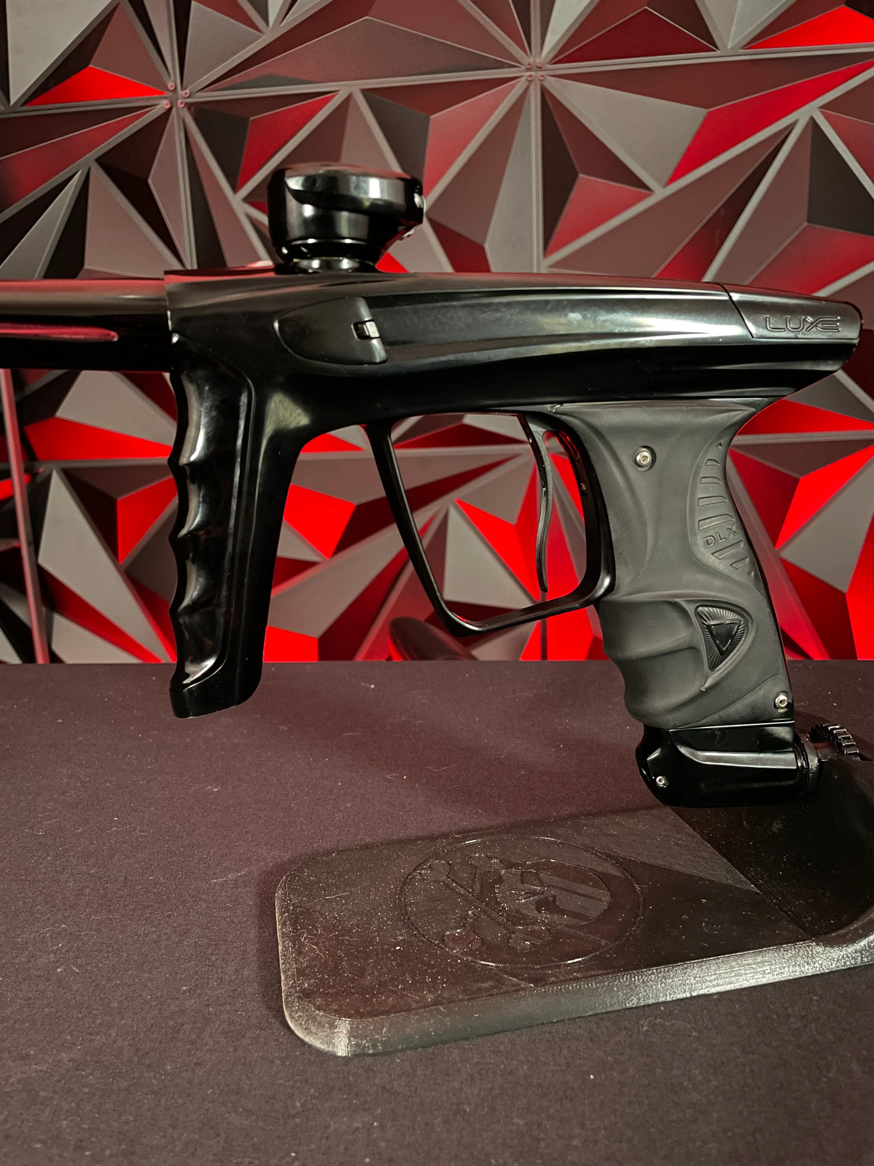 Used DLX Luxe X Paintball Gun - Polished Black - Image 4