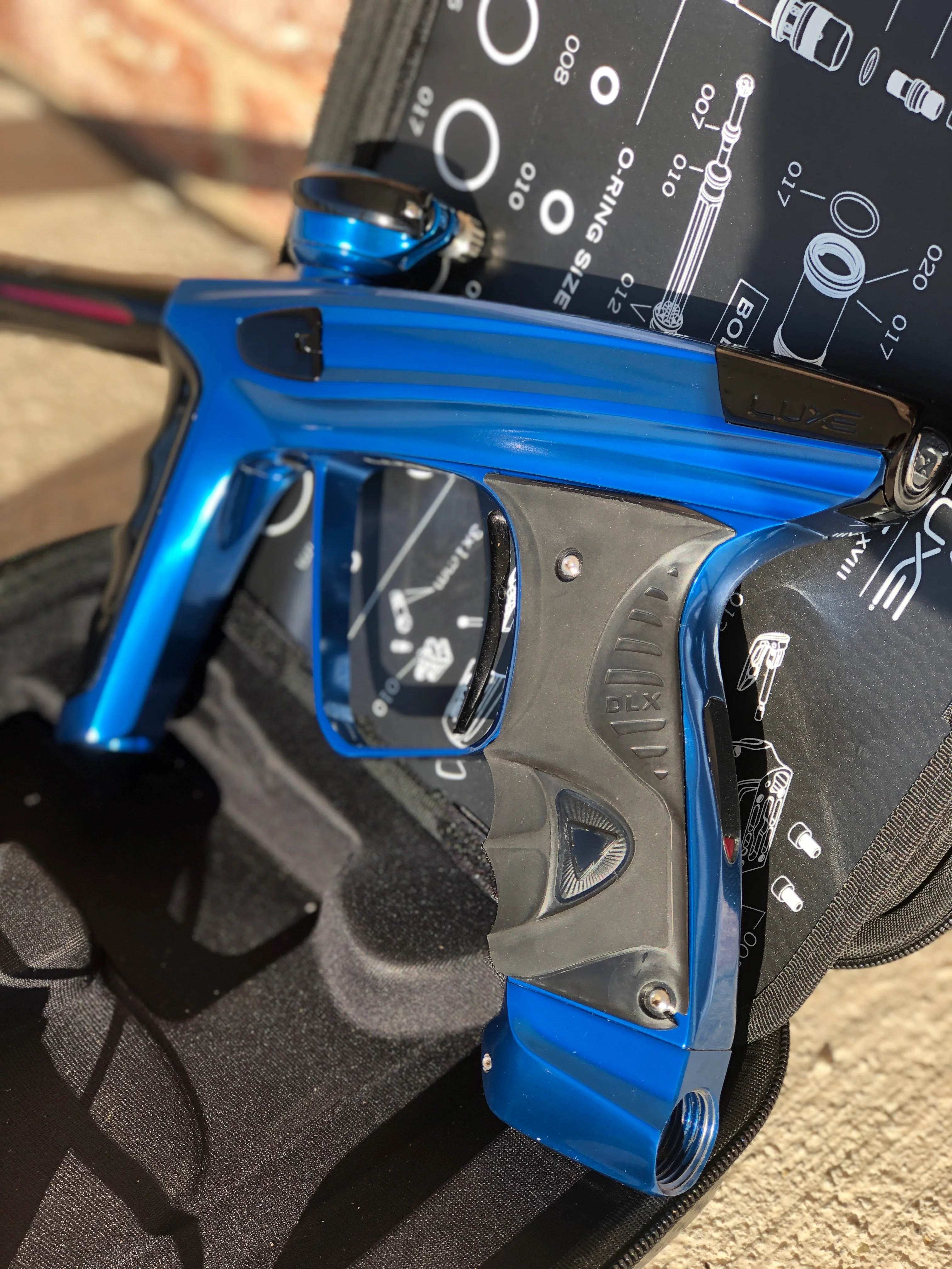 Used DLX Luxe X Paintball Gun - Polished Blue - Image 3