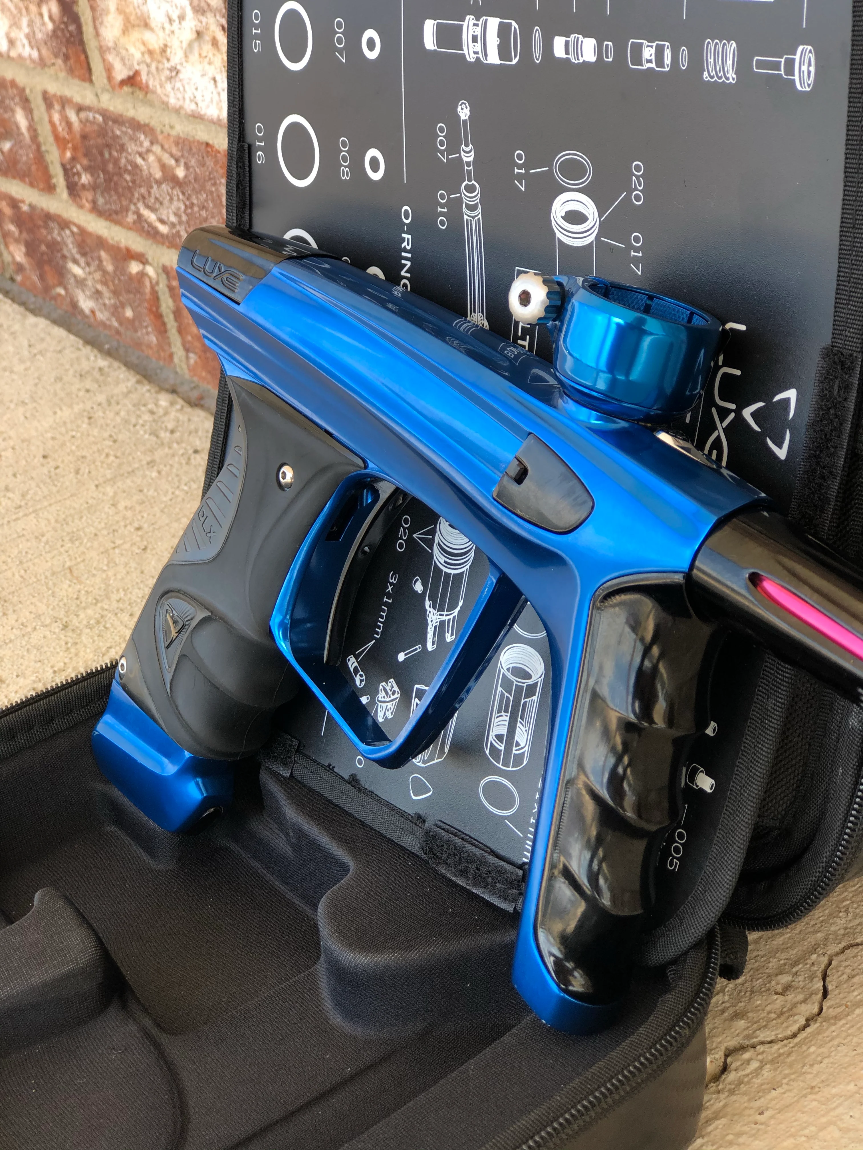 Used DLX Luxe X Paintball Gun - Polished Blue - Image 2