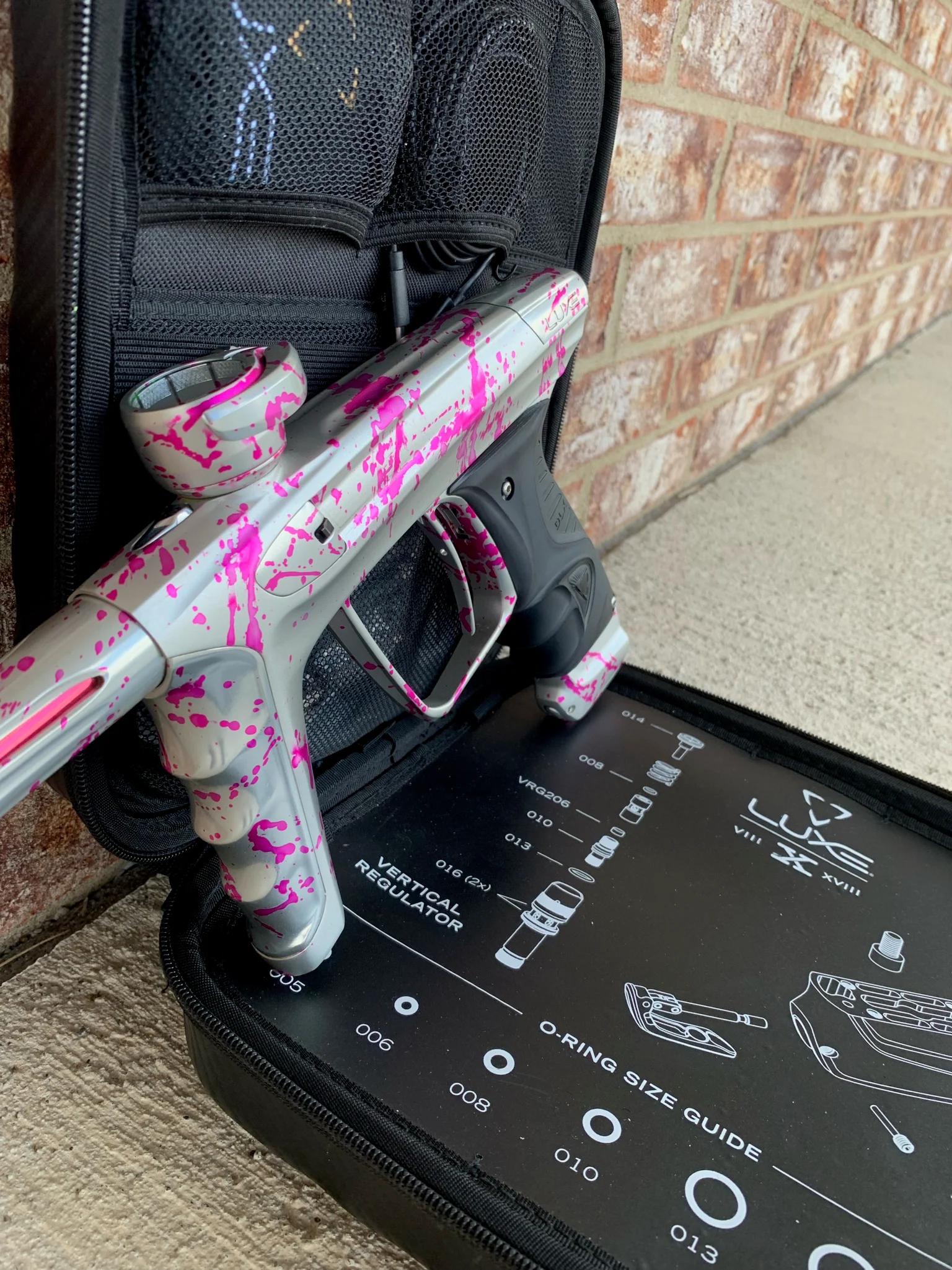 Used DLX Luxe X Paintball Gun - Silver Pink Splash - Image 4