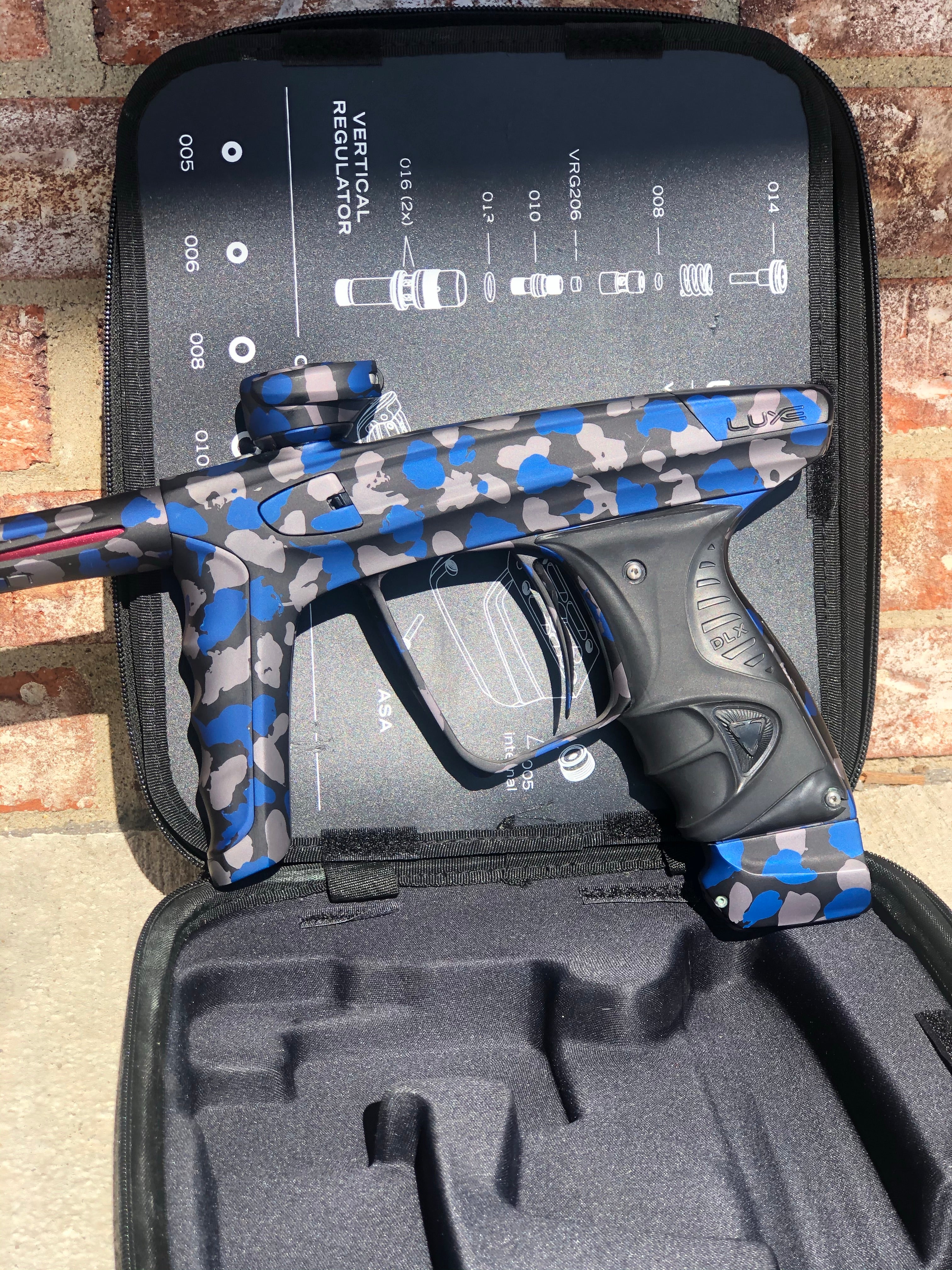 Used DLX Luxe X Paintball Gun - Midnight Camo - Image 3
