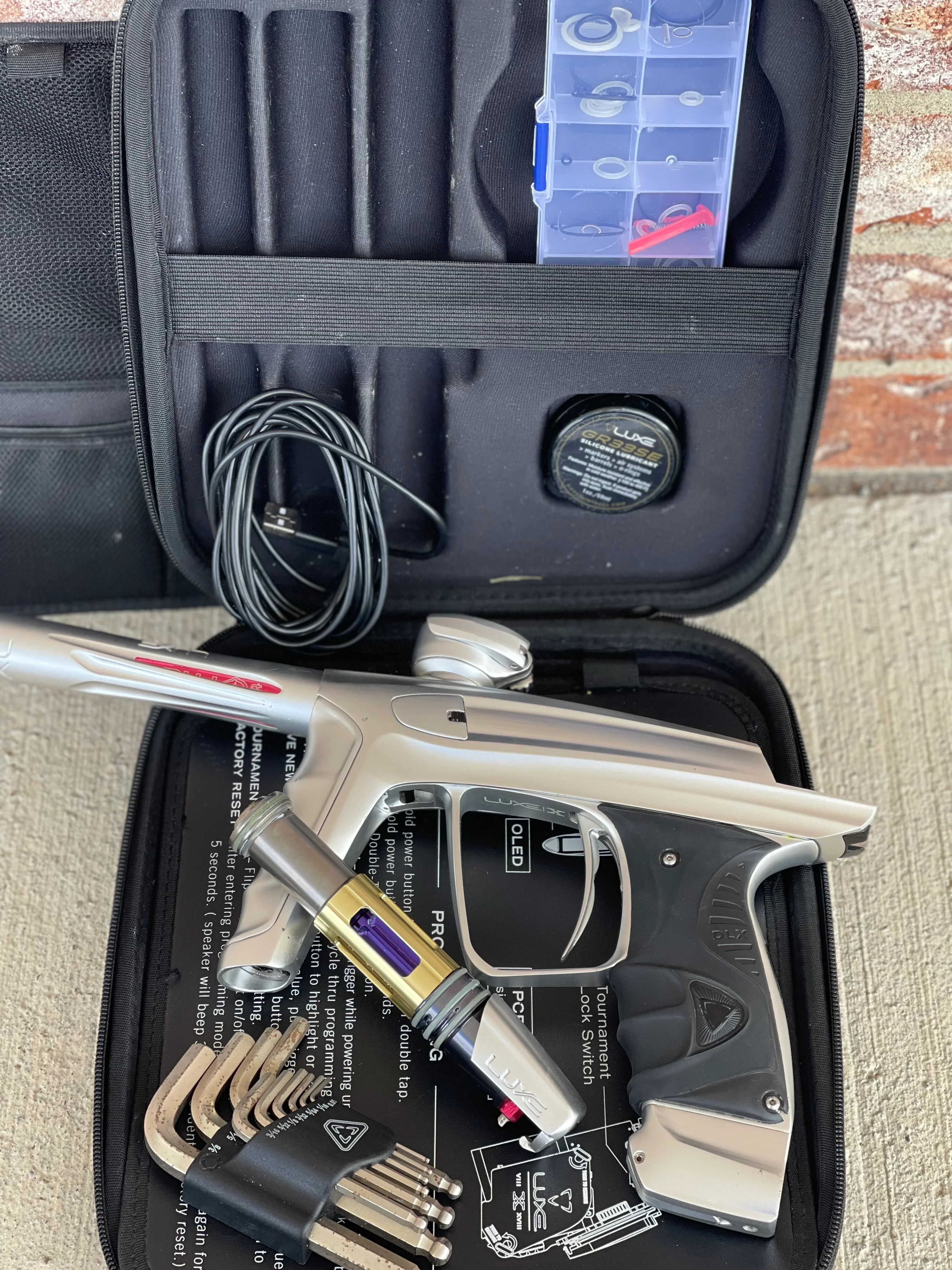 Used DLX Luxe X Paintball Gun - White (Silver) - Image 7