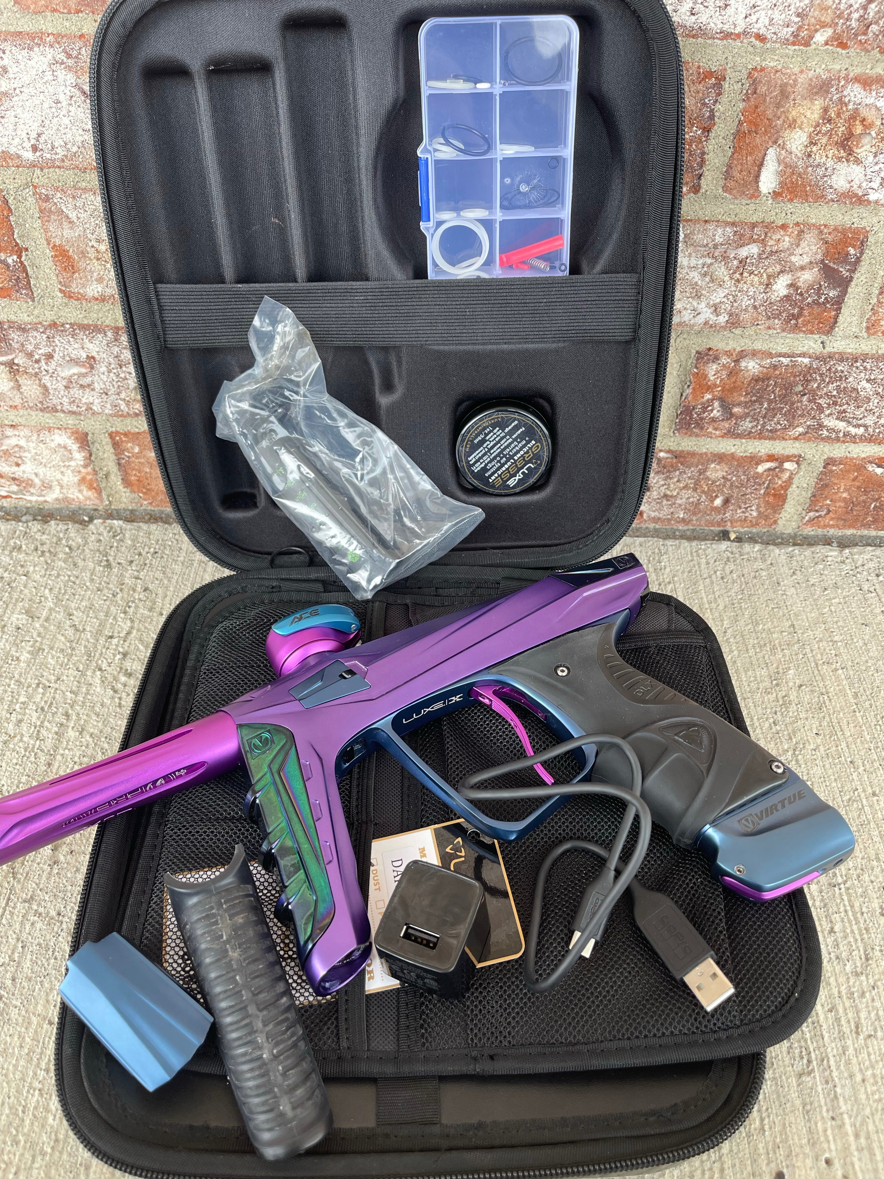 Used DLX Luxe X / Virtue Ace Paintball Gun - Purple /  Blue - Image 5