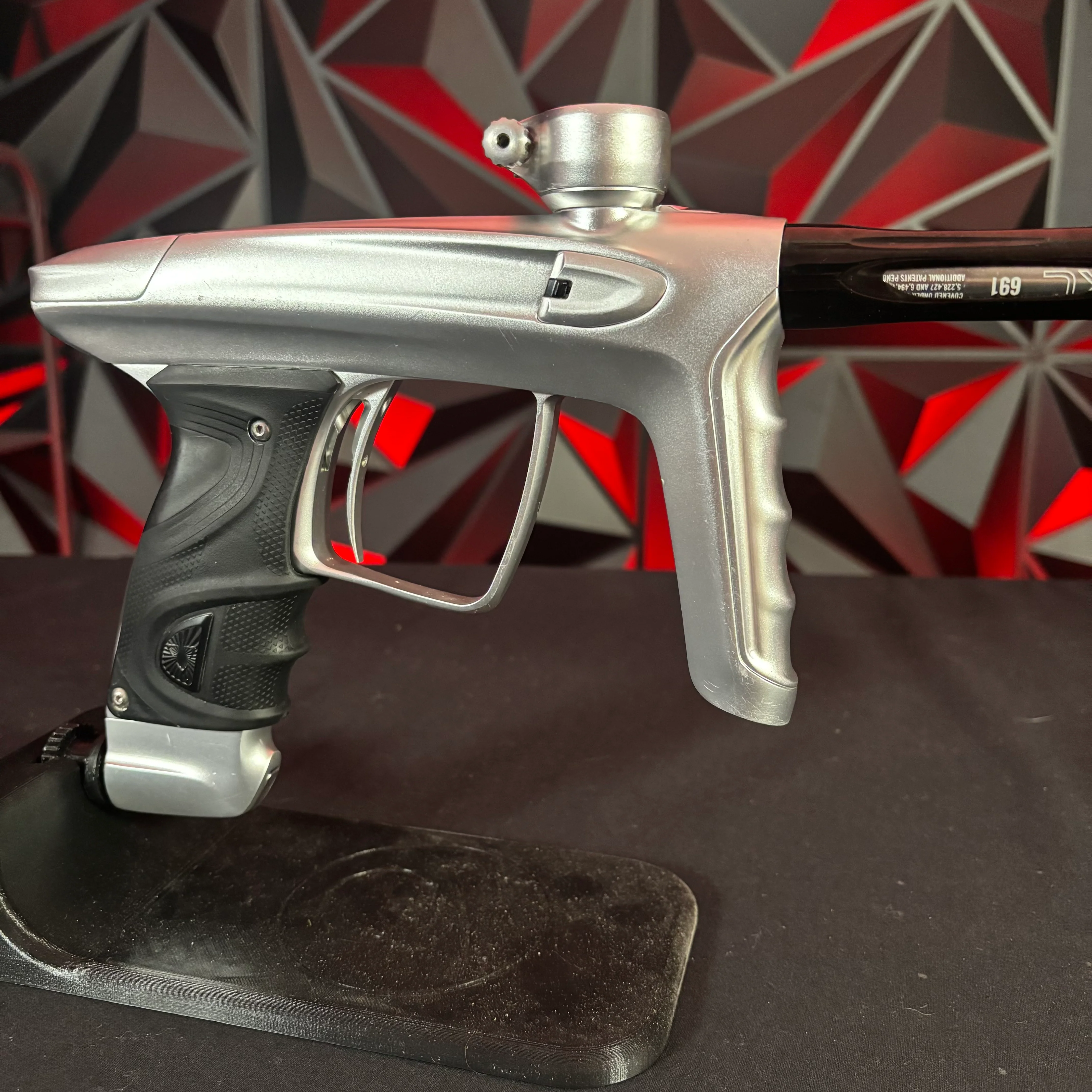 Used DLX TM40 Paintball Gun - Dust Silver w/Black Freak XL Back - Image 4