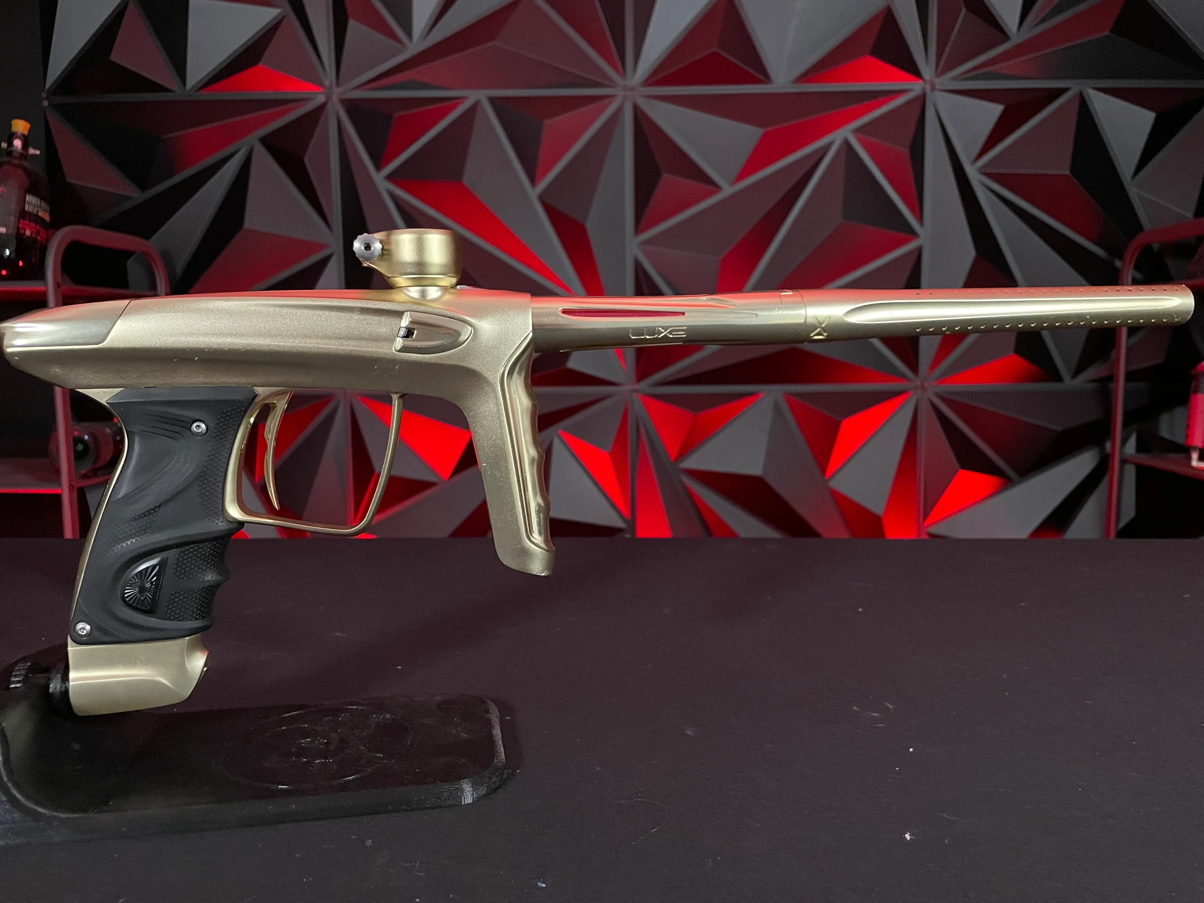Used DLX TM40 Paintball Gun - Dust Gold/Polished Gold - Image 5