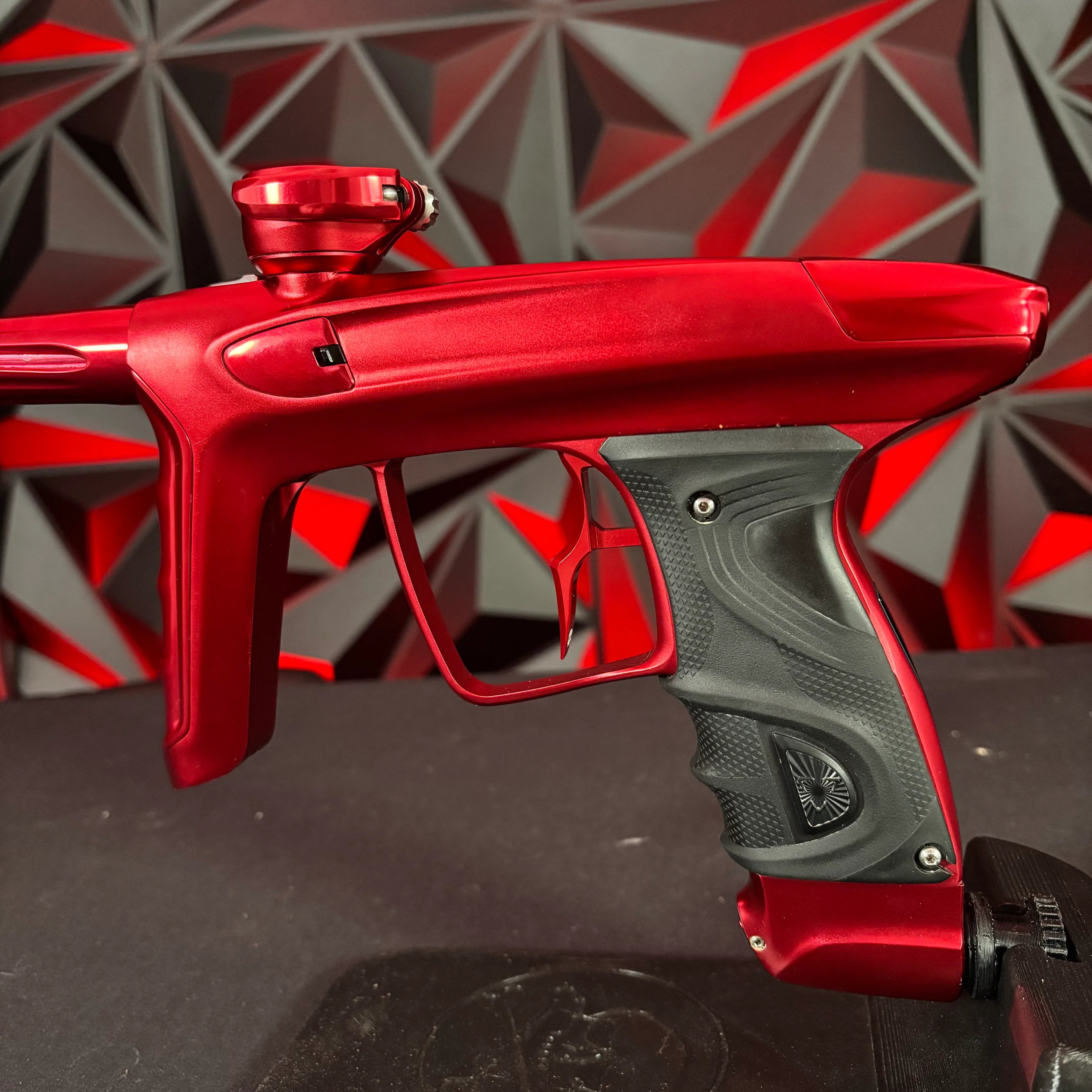 Used DLX TM40 Paintball Gun - Dust Red/Pol Red - Image 4