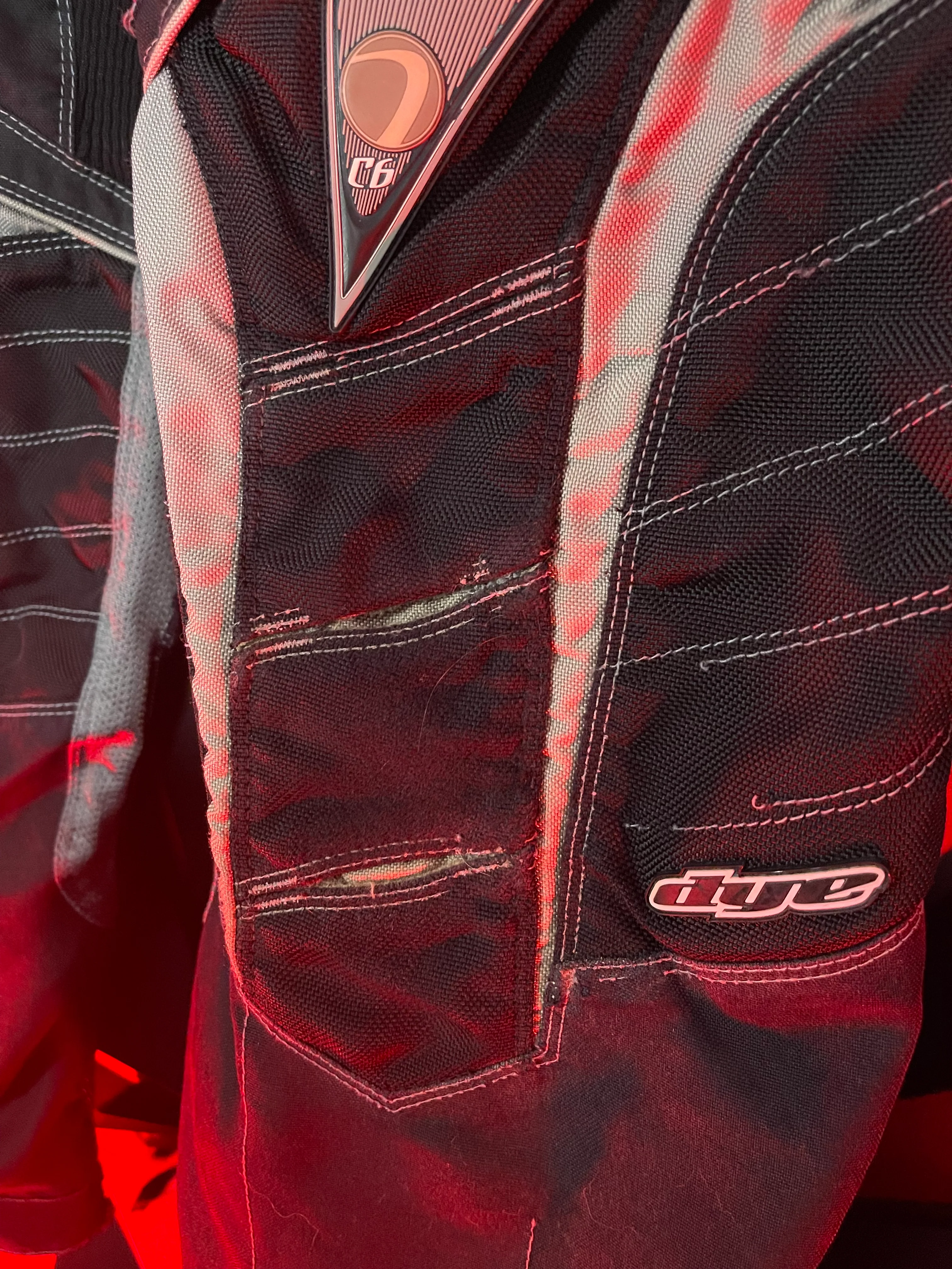 Used Dye Core C6 Paintball Pants - Large - Image 4