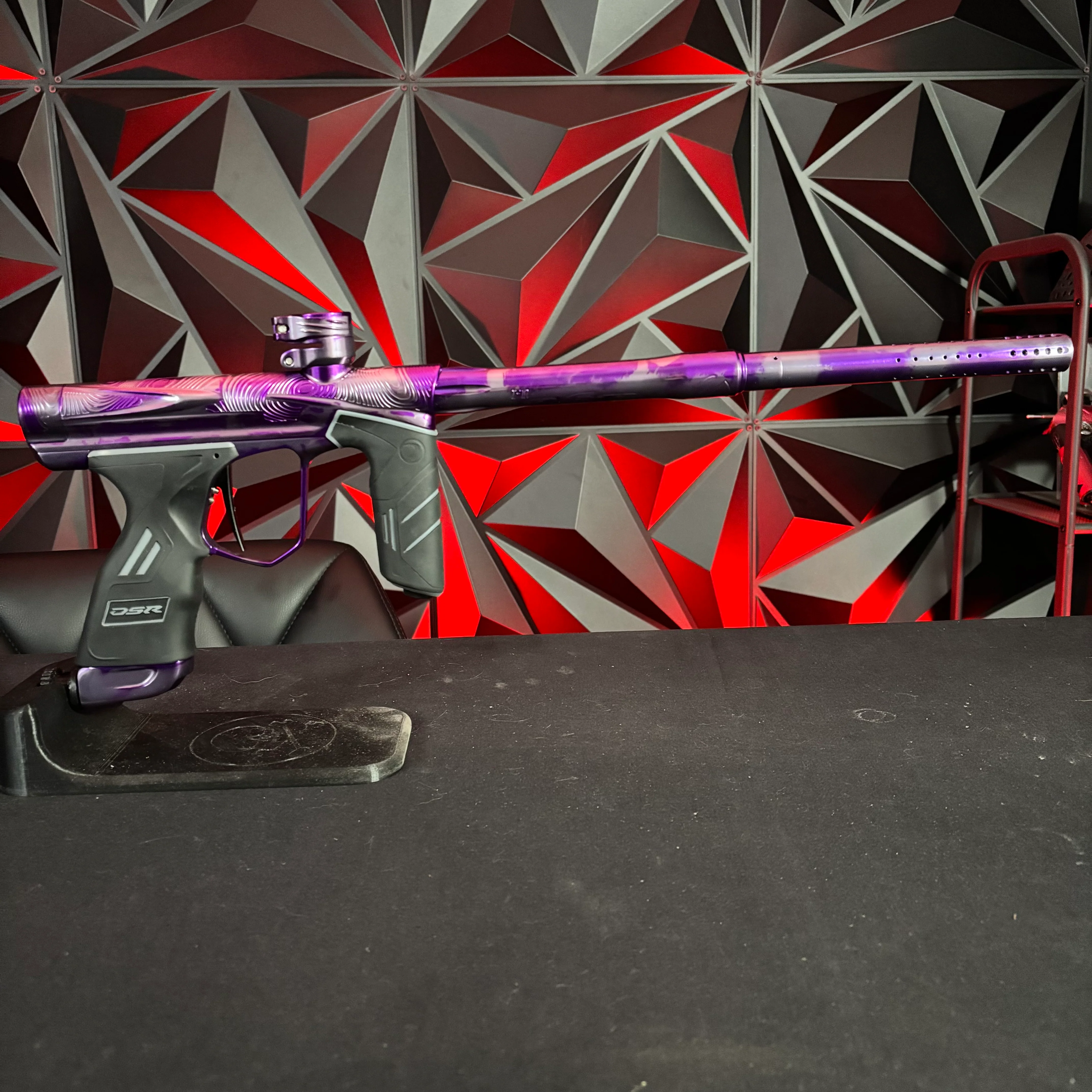 Used Dye Dark Pipe DSR+ Paintball Gun - Silver/Purple Splash w/ Matching Mech Frame - Image 6