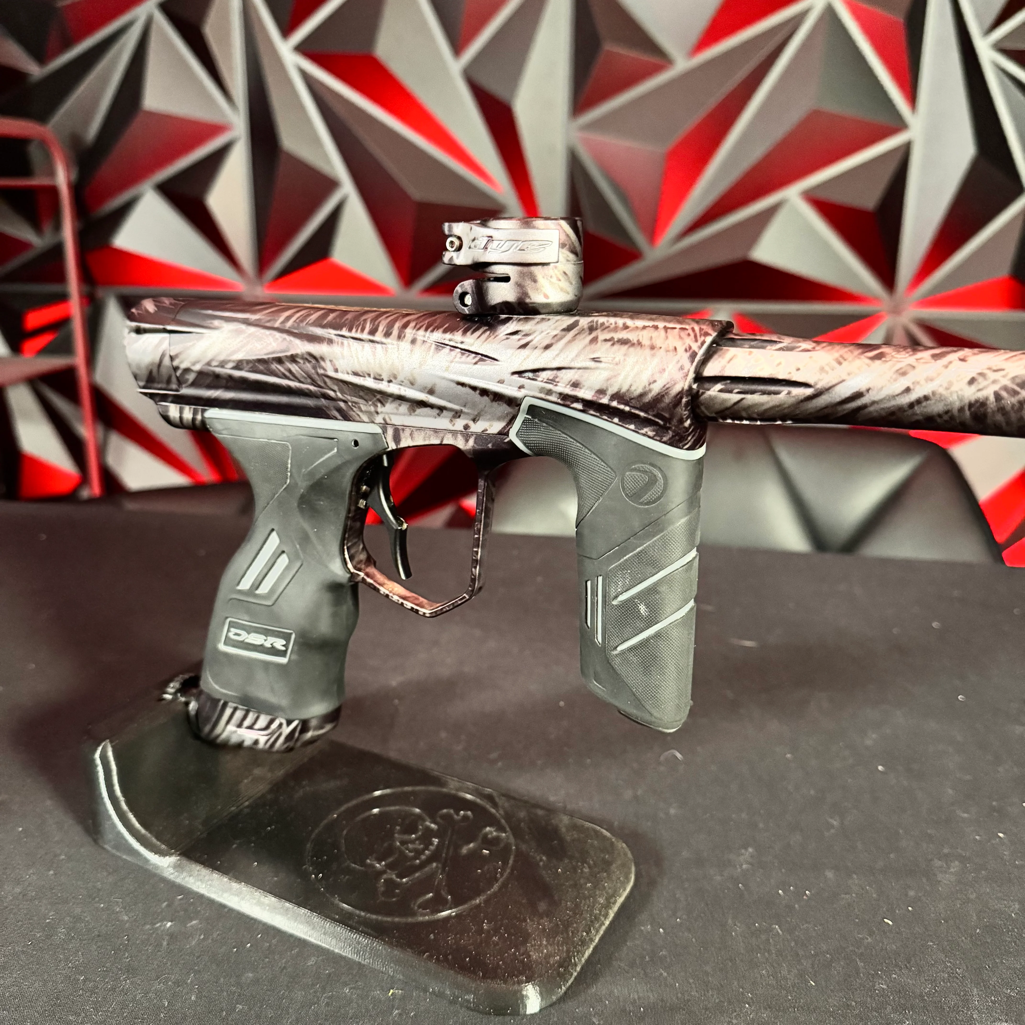 Used Dye Dark DSR+ Paintball Gun - Misfit (Black/Grey Brushed)  w/ FF Matching Mech Frame - Image 4