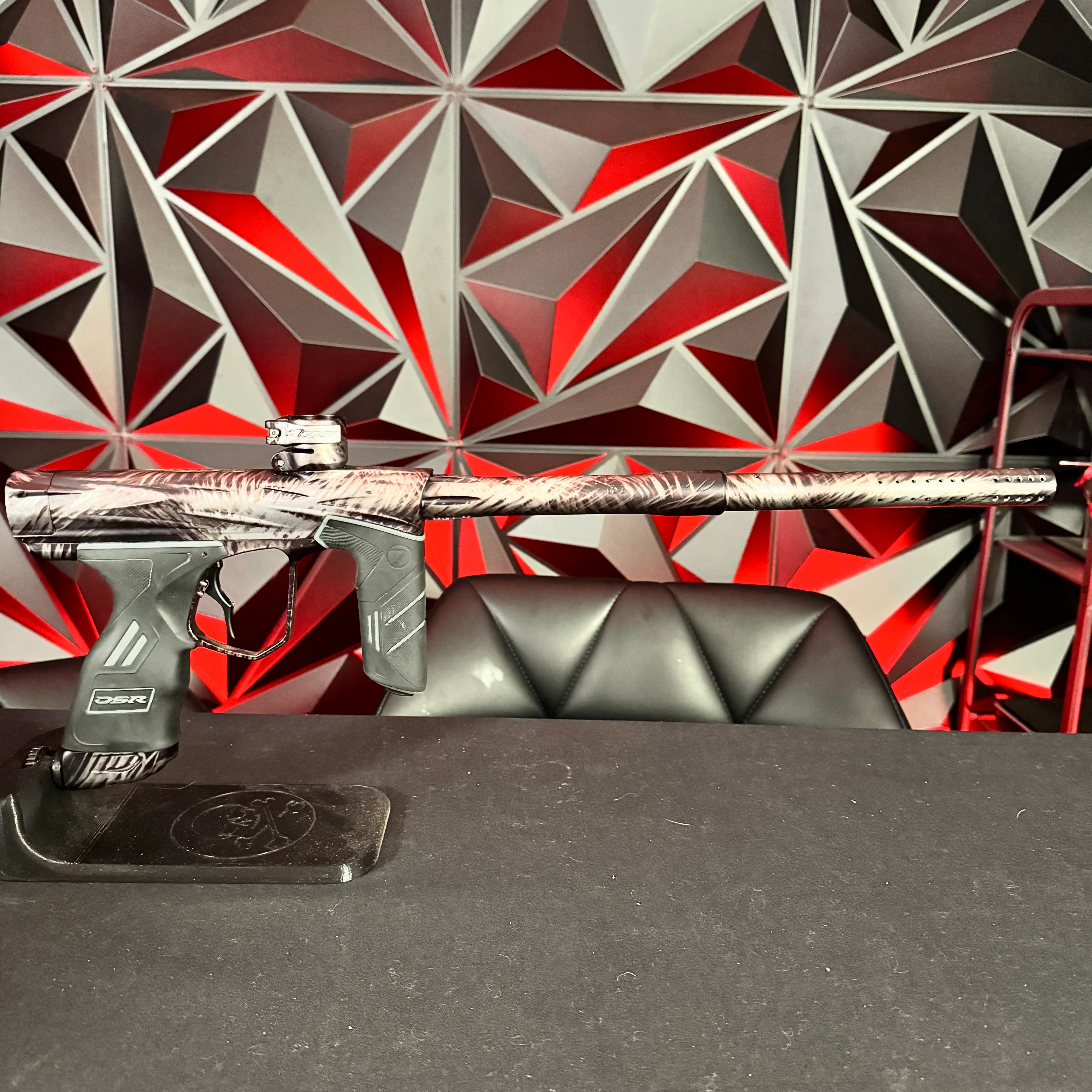 Used Dye Dark DSR+ Paintball Gun - Misfit (Black/Grey Brushed)  w/ FF Matching Mech Frame - Image 6