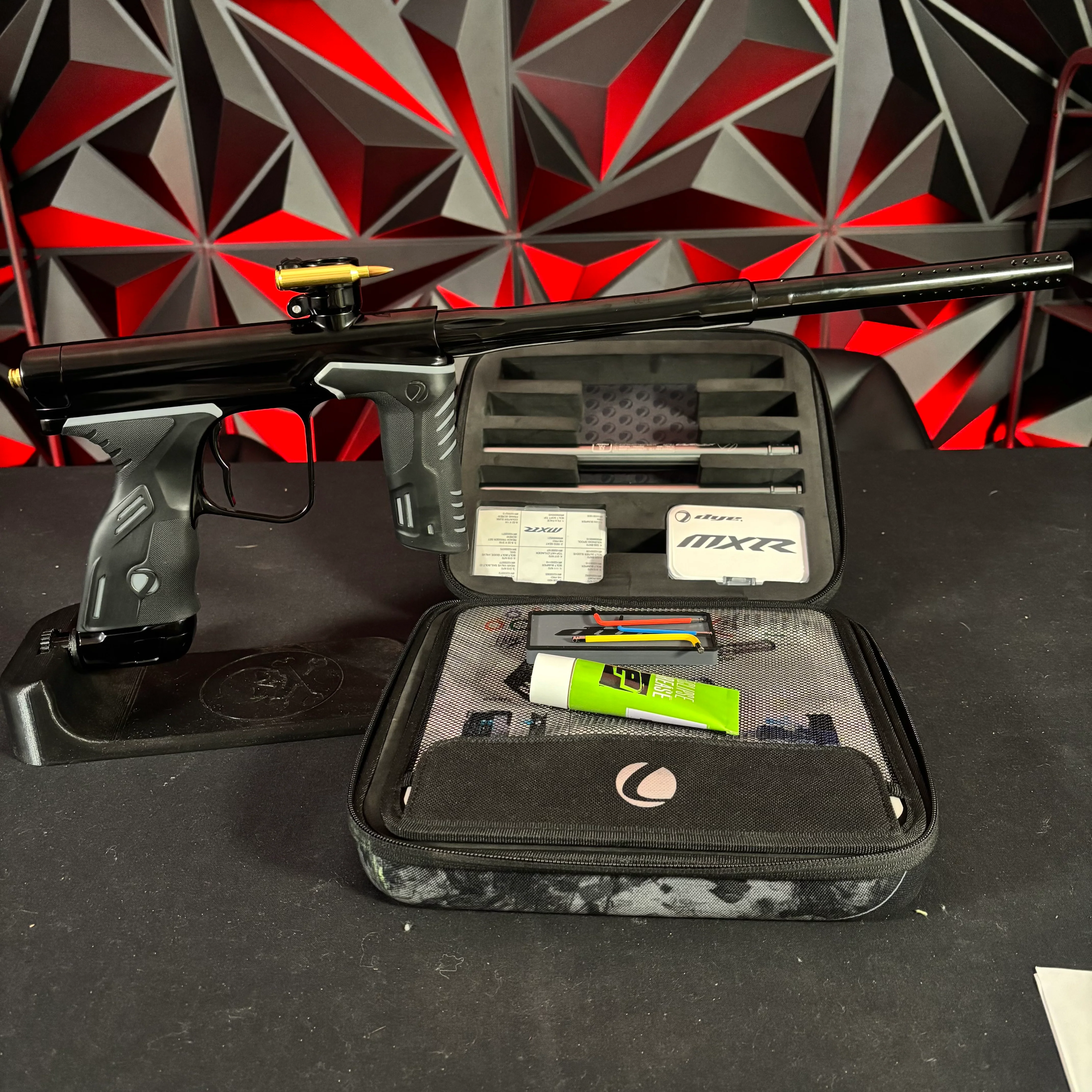 Used Dye DARK FF MXR Paintball Gun - Darkness