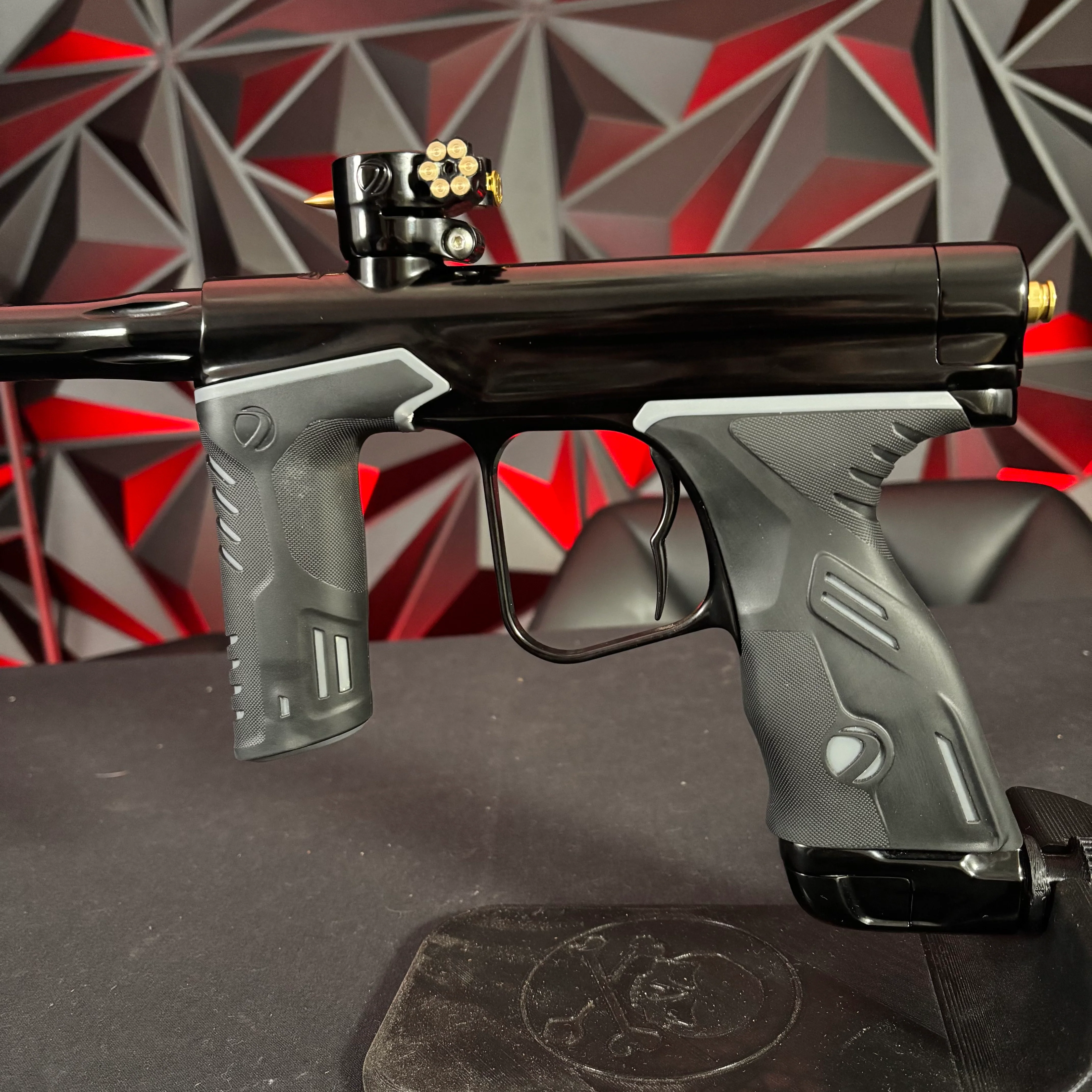 Used Dye DARK FF MXR Paintball Gun - Darkness - Image 3